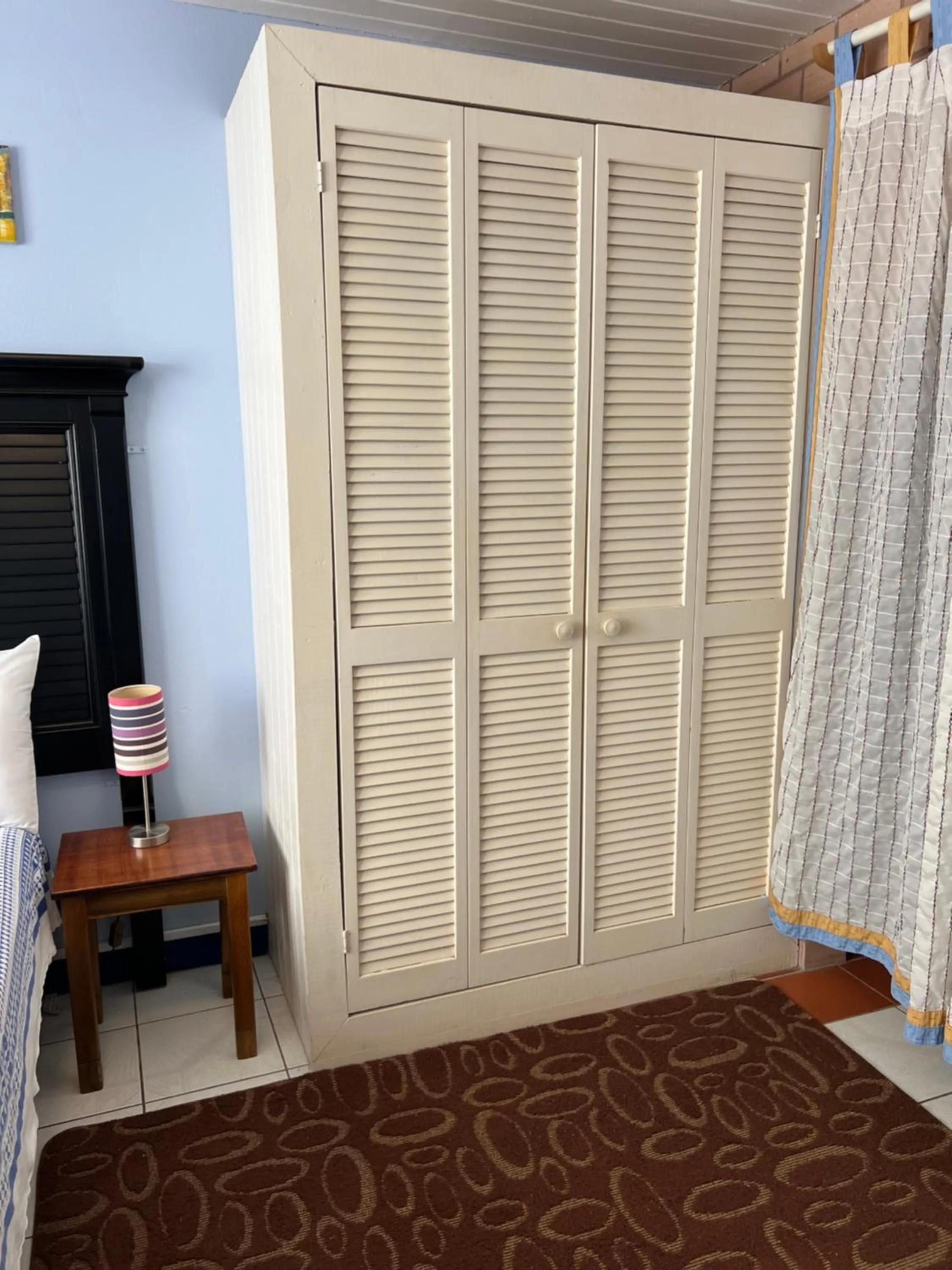 wardrobe in Cool Running Apartments