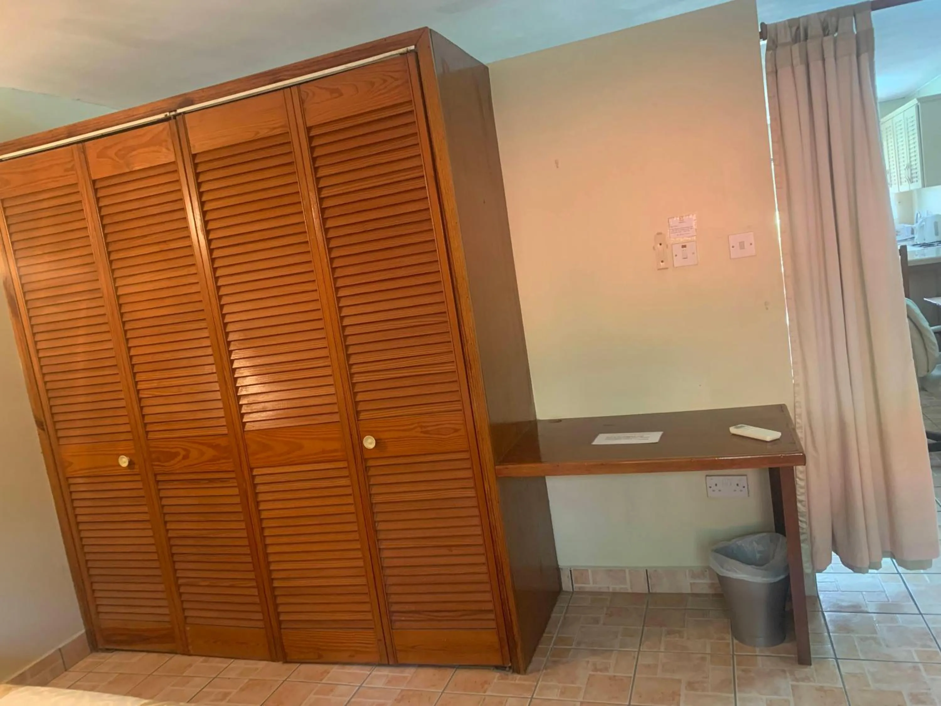 wardrobe in Cool Running Apartments
