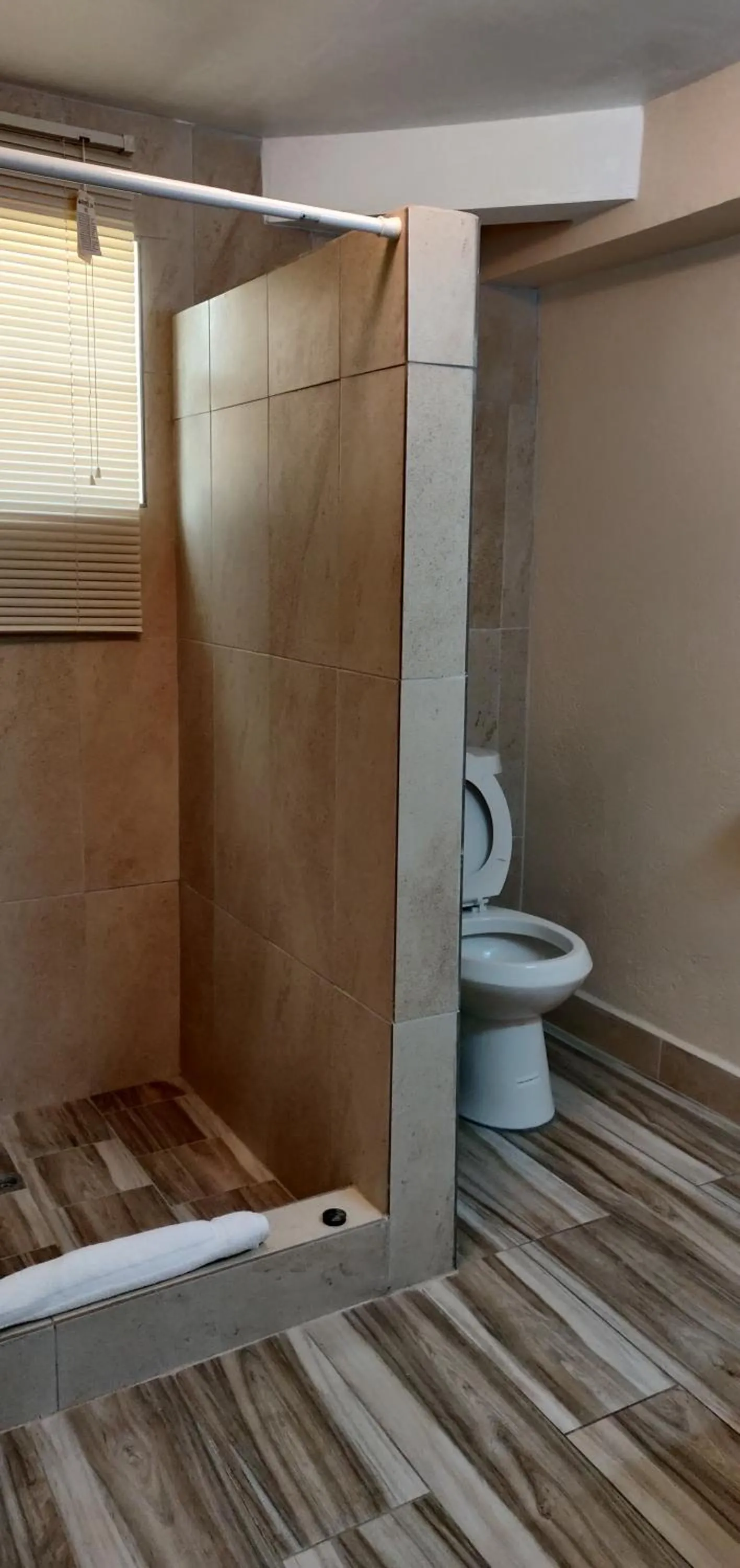 Bathroom in Cool Running Apartments