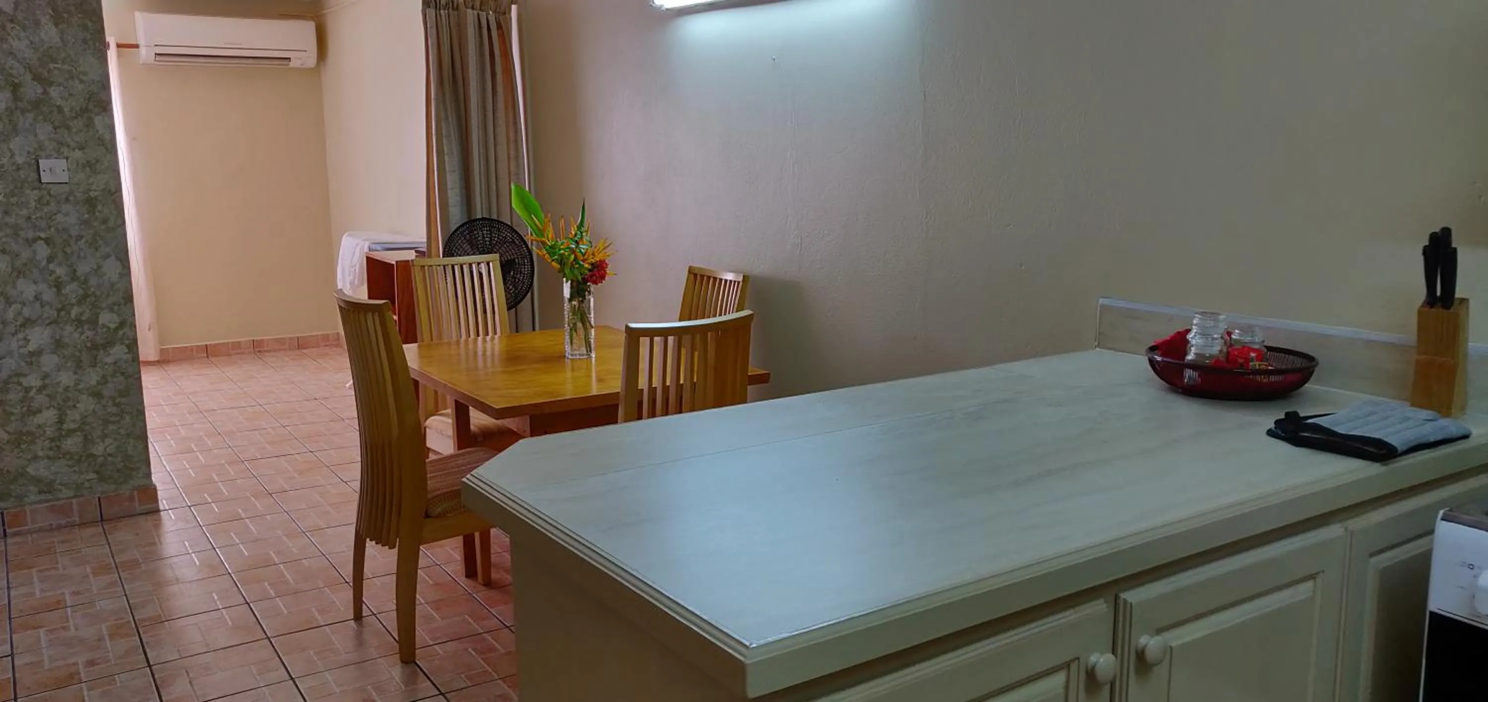 Dining area in Cool Running Apartments