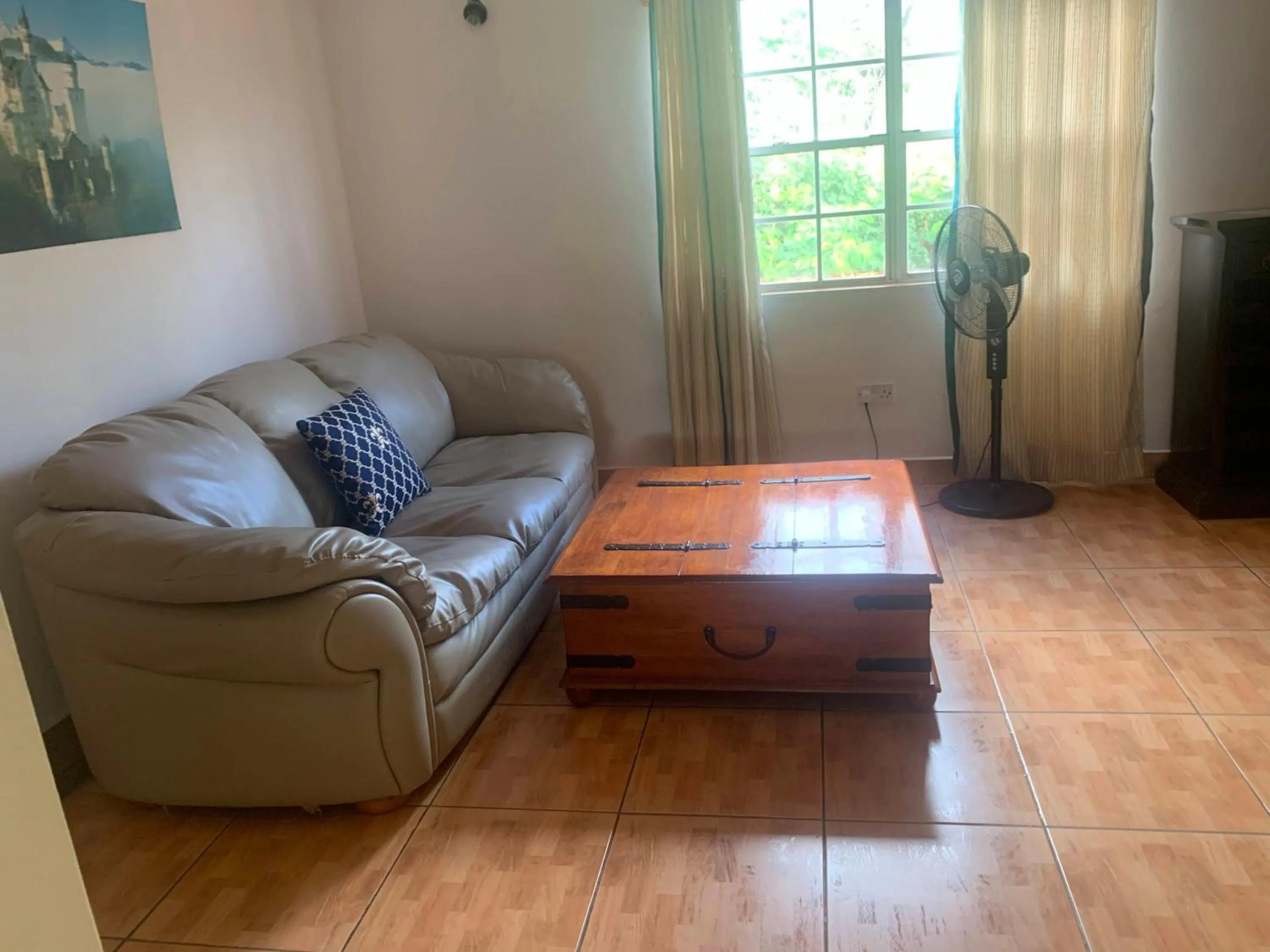 Living room in Cool Running Apartments