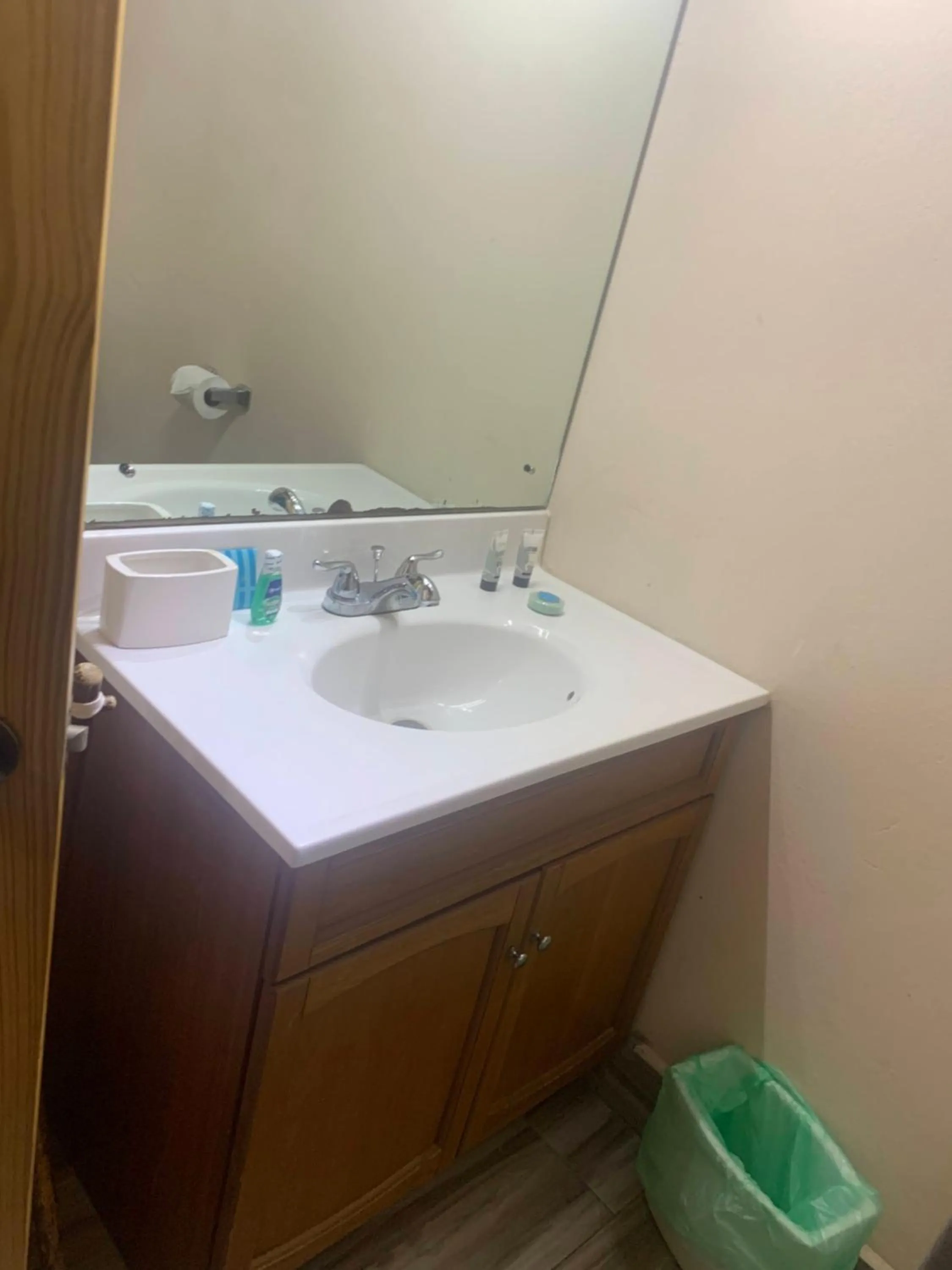 Bathroom in Cool Running Apartments