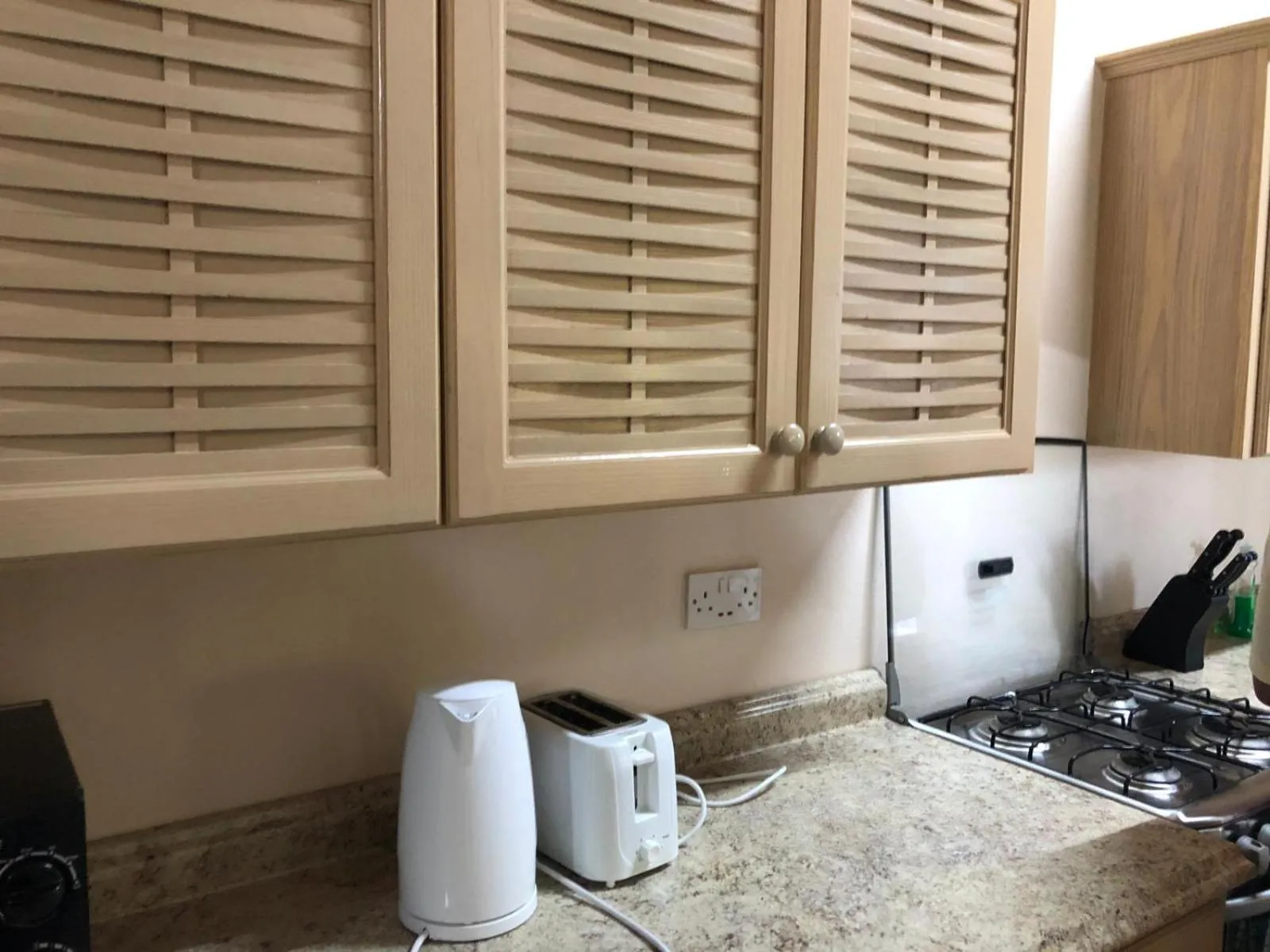 toaster in Cool Running Apartments