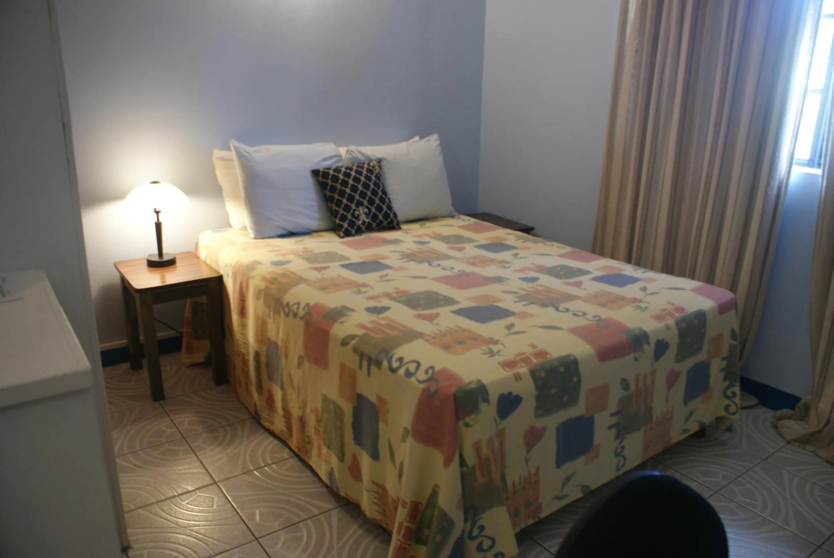 Bedroom, Bed in Cool Running Apartments