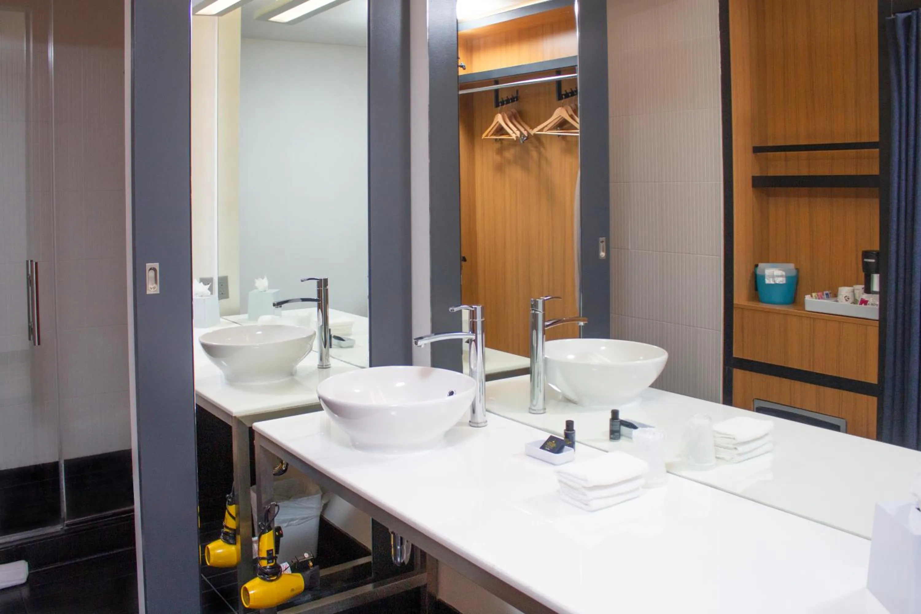Bathroom in Aloft Miami Doral