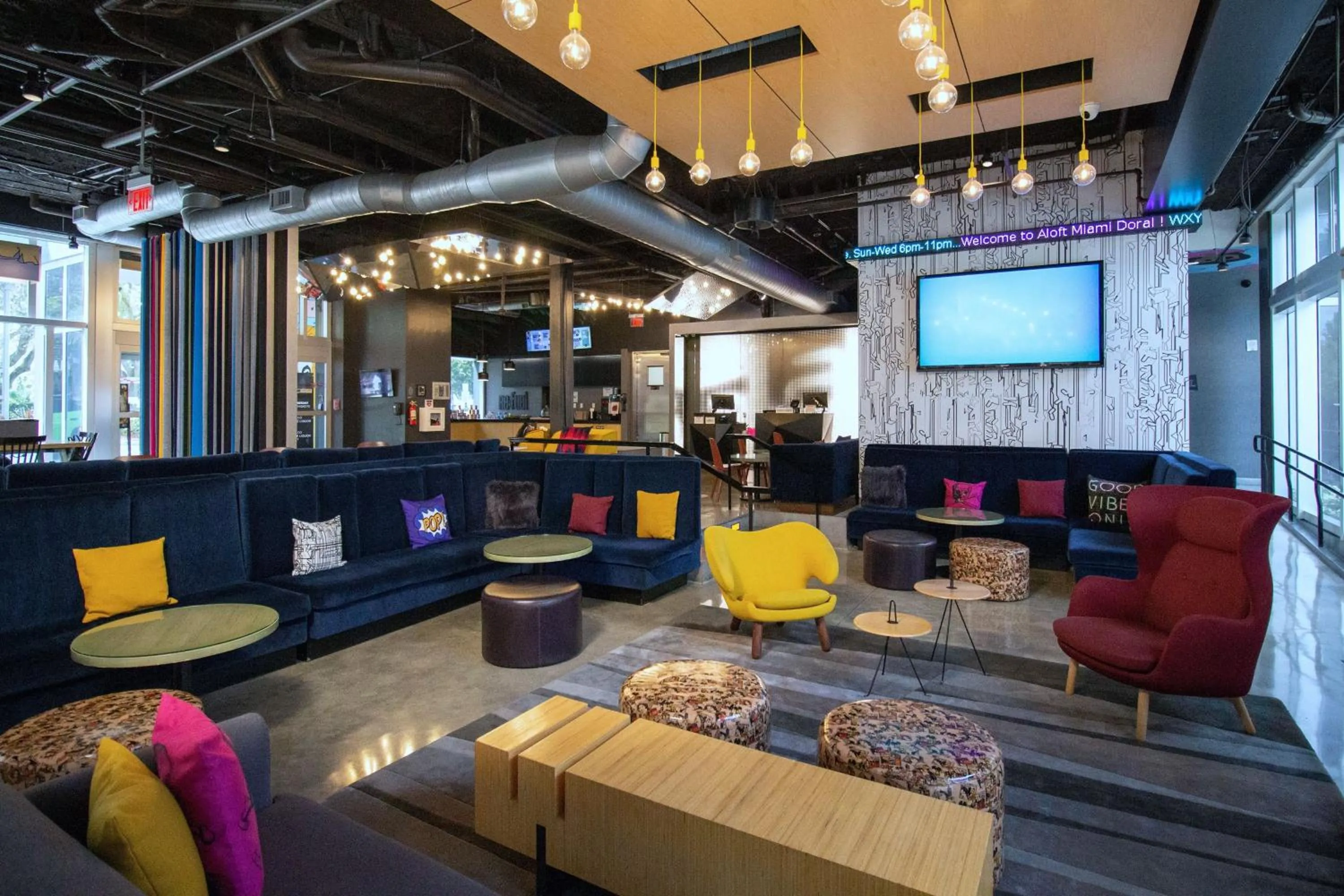 Lobby or reception in Aloft Miami Doral
