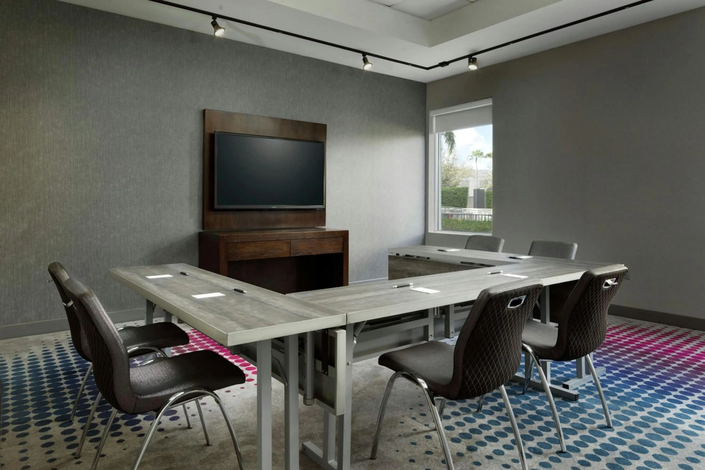 Meeting/conference room in Aloft Miami Doral