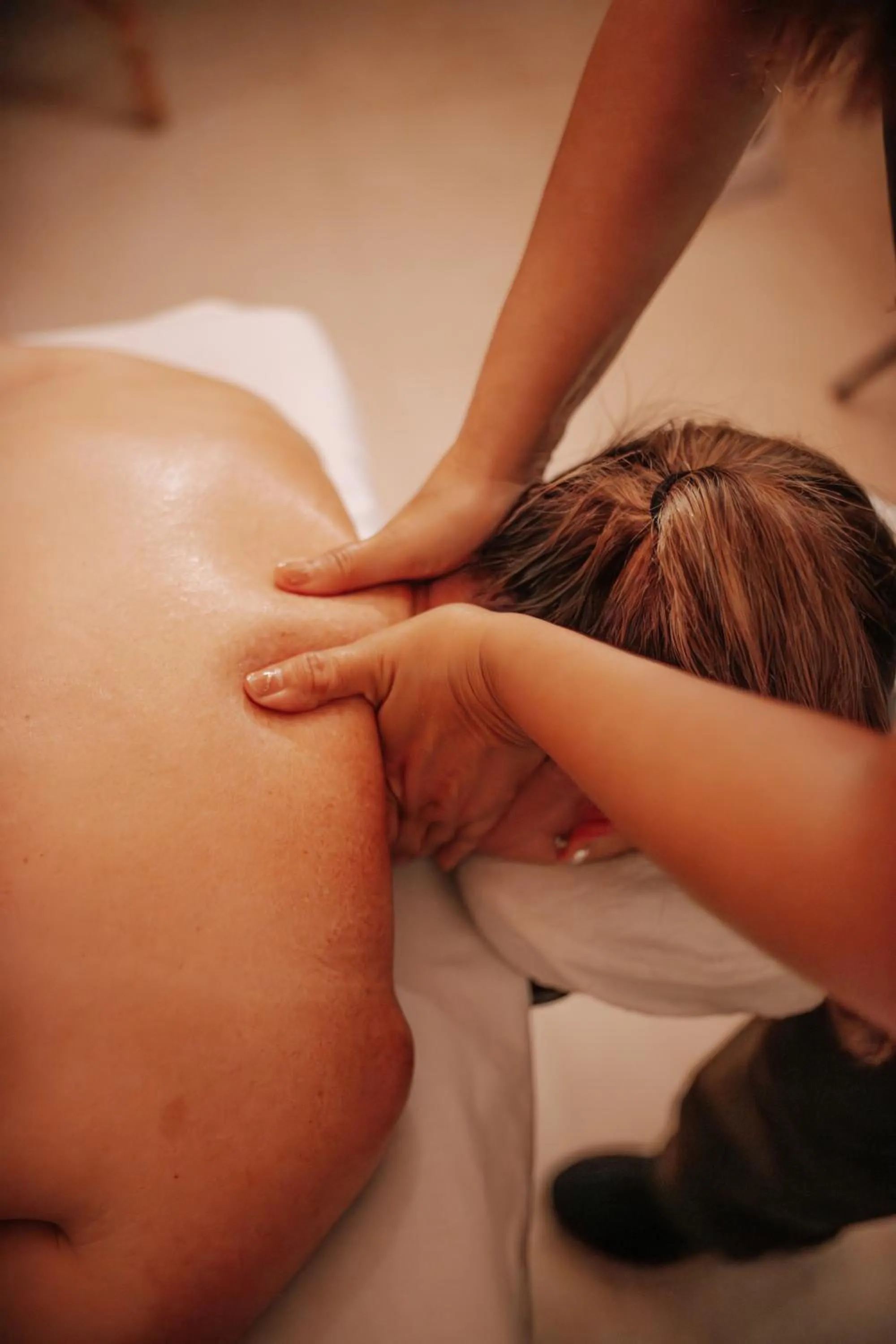 Massage in Contemplacion Resort & Spa