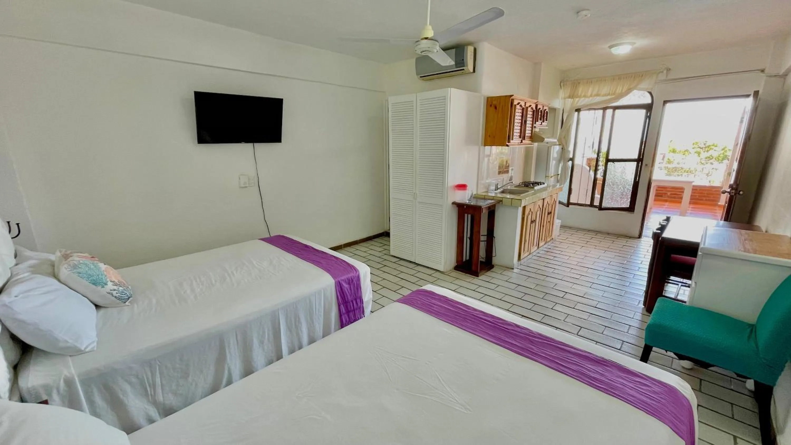 Bed in Paloma del Mar