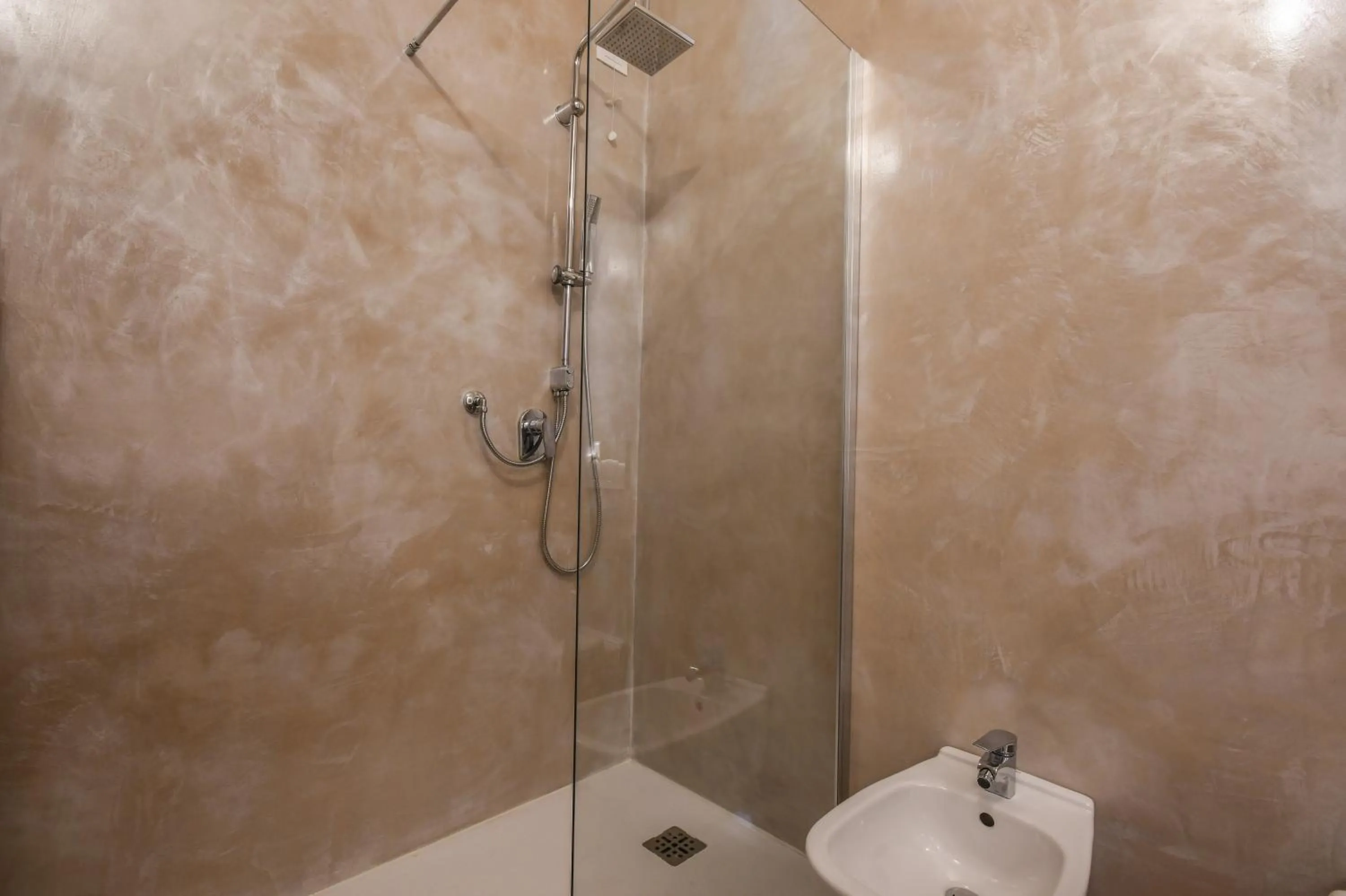 Property building in Luxury Suite Sirmione