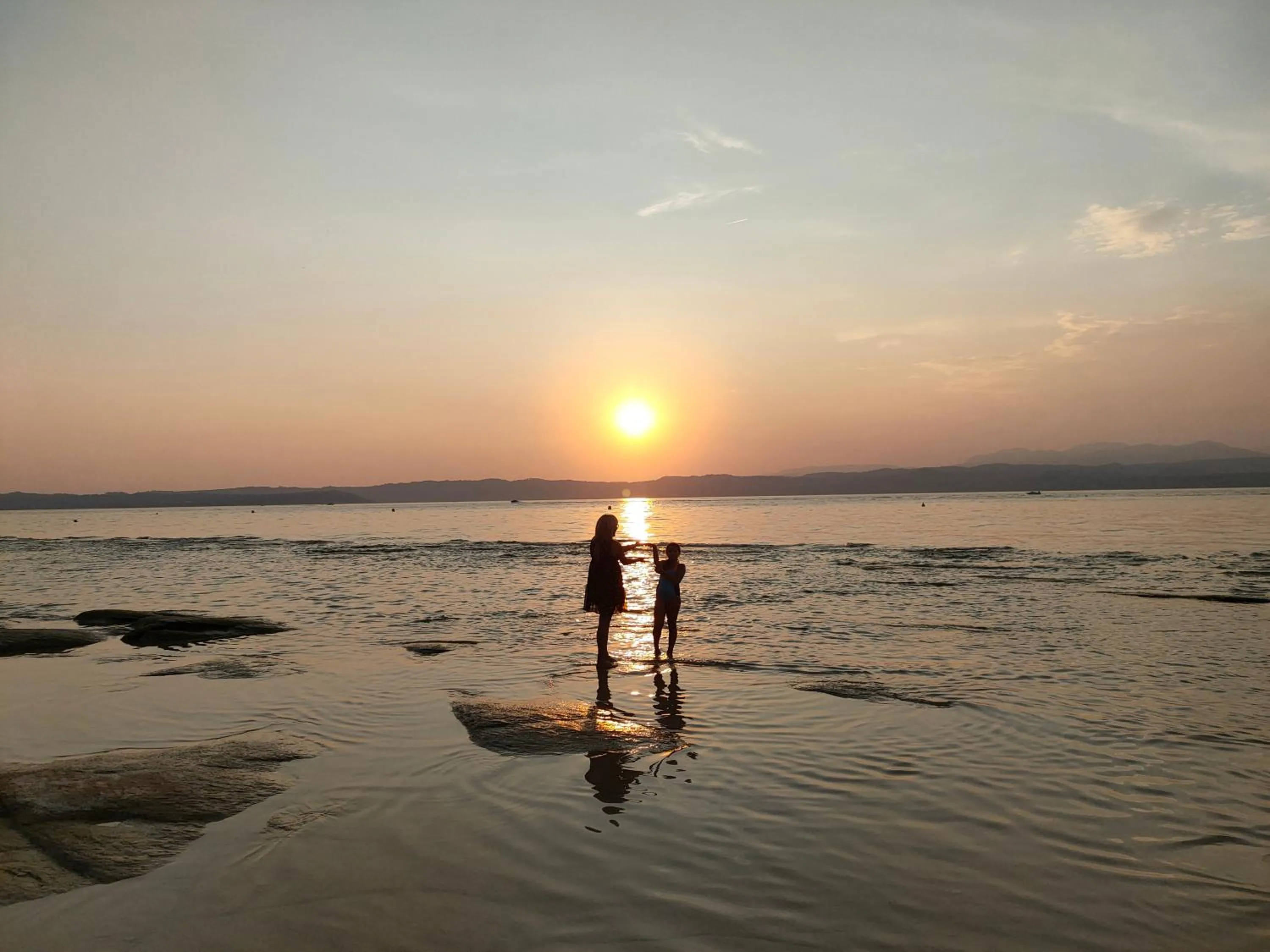 Sunset in Luxury Suite Sirmione