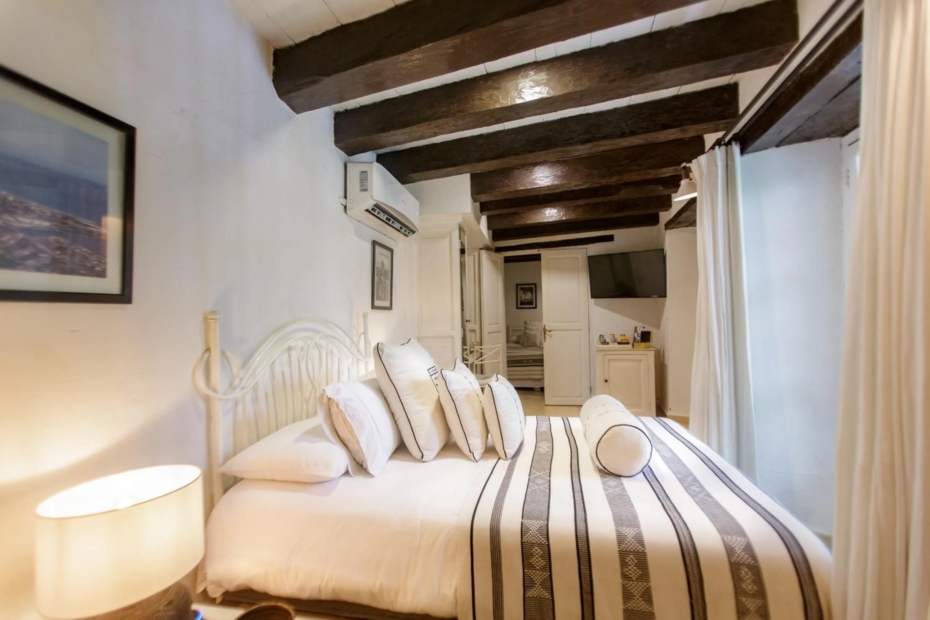 Bed in Leones de Alba Hotel Boutique