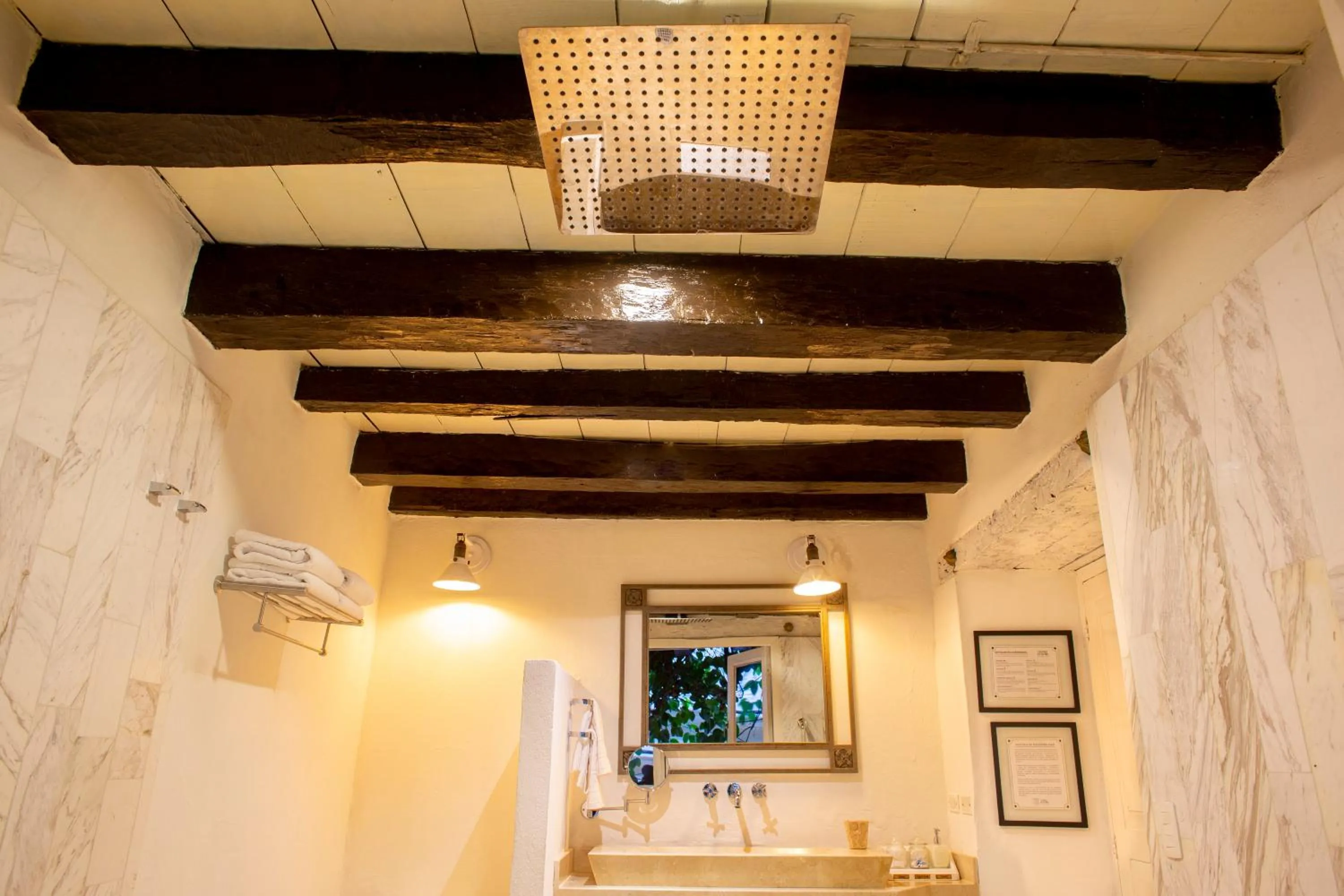 Bathroom in Leones de Alba Hotel Boutique