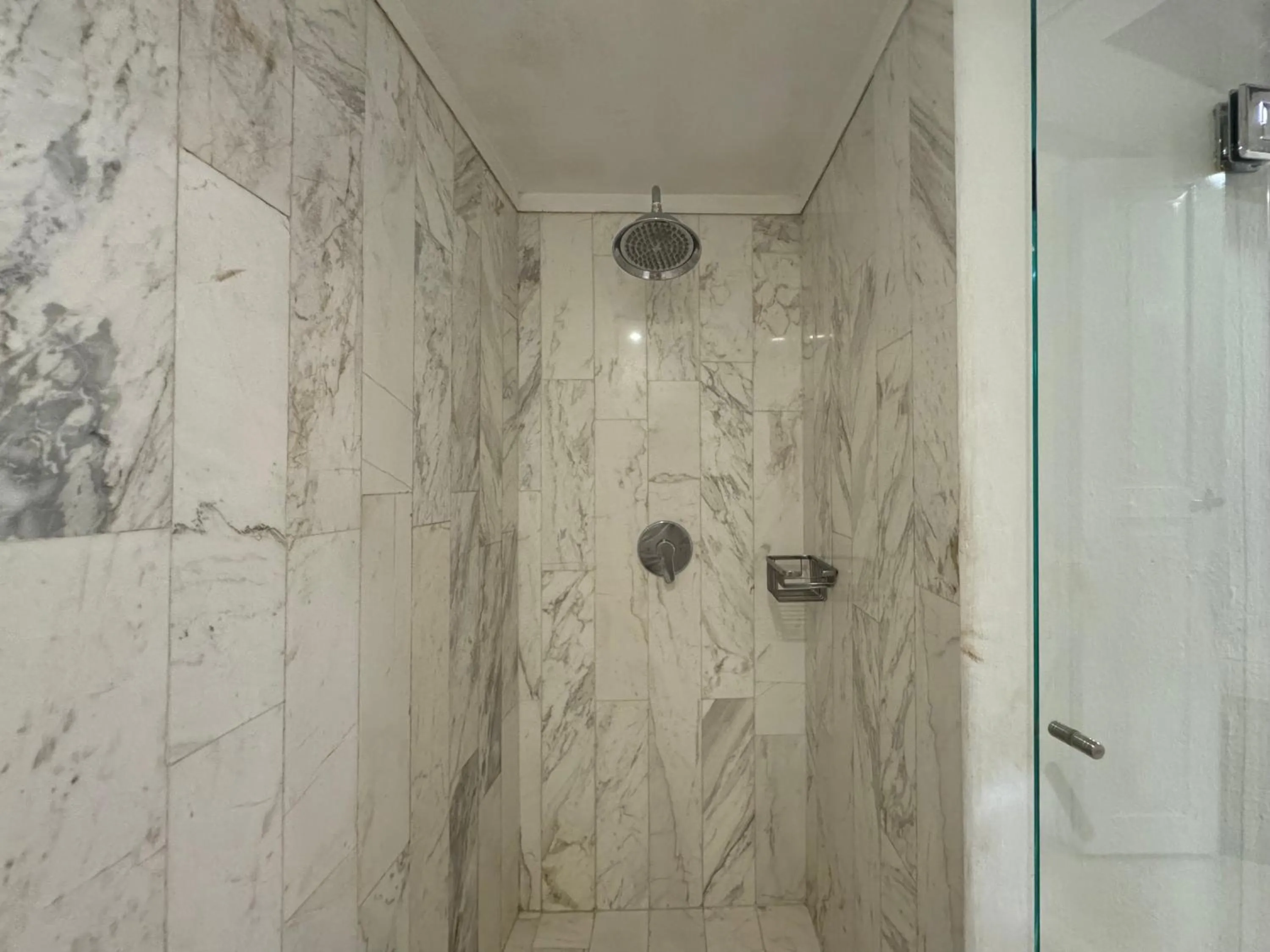 Shower in Leones de Alba Hotel Boutique