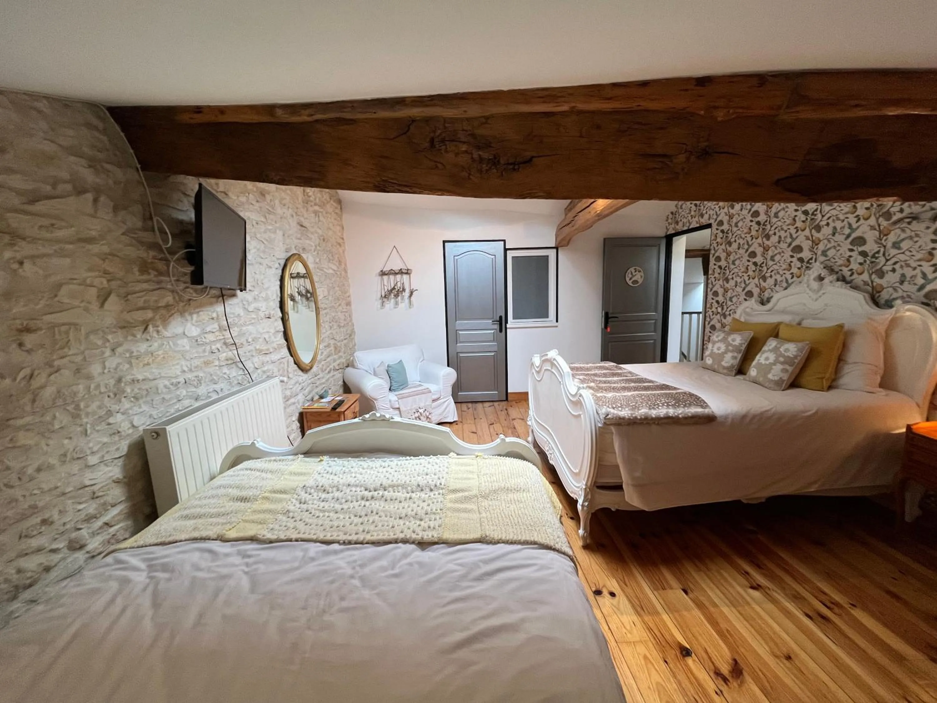 Bed in Les Bruyeres Chambres dhotes et Gite
