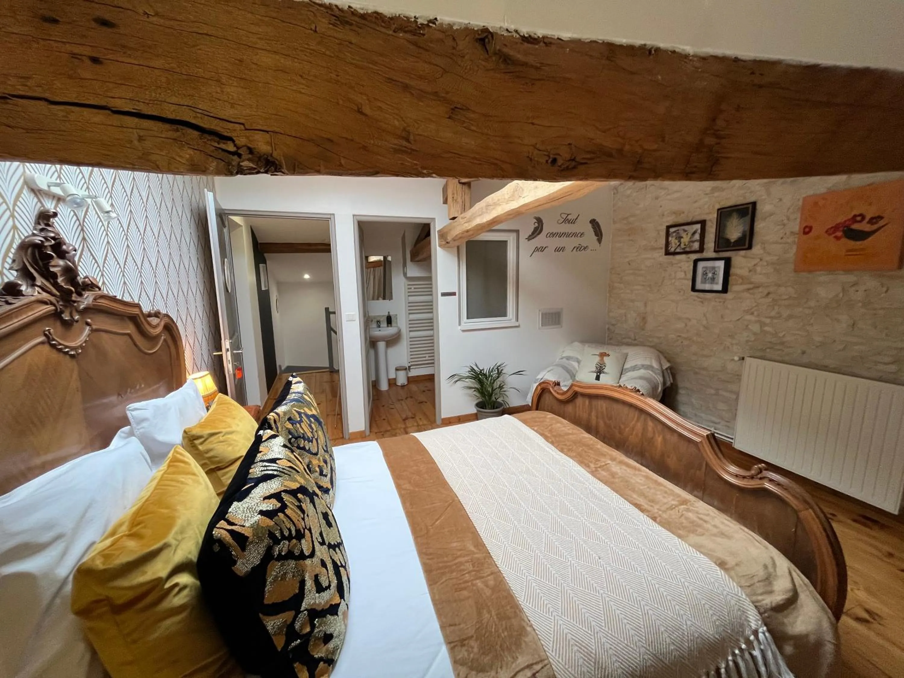 Bed in Les Bruyeres Chambres dhotes et Gite