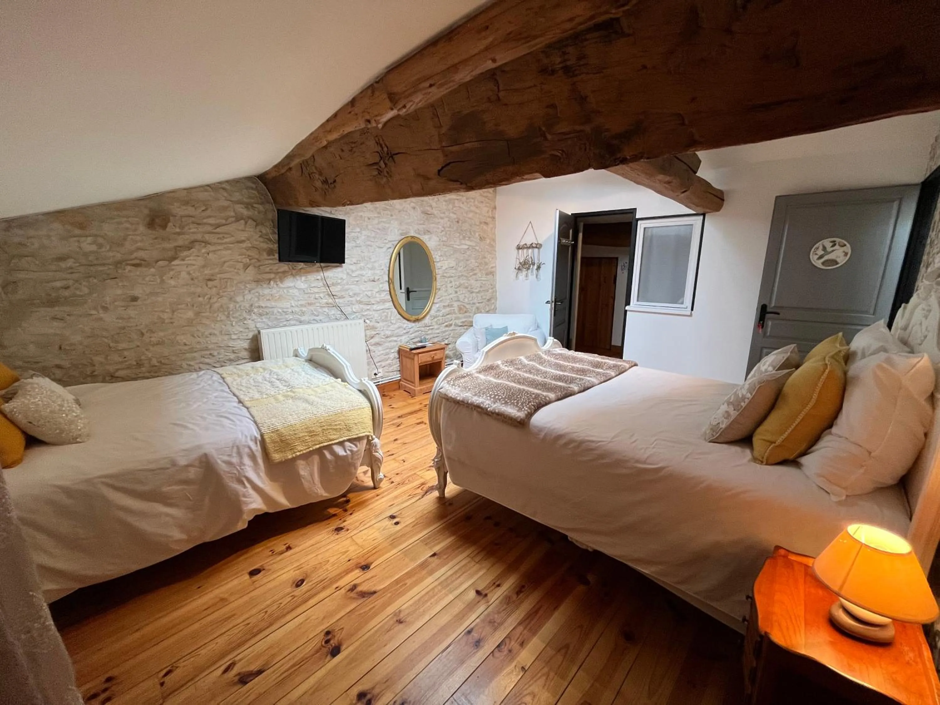 Bed in Les Bruyeres Chambres dhotes et Gite