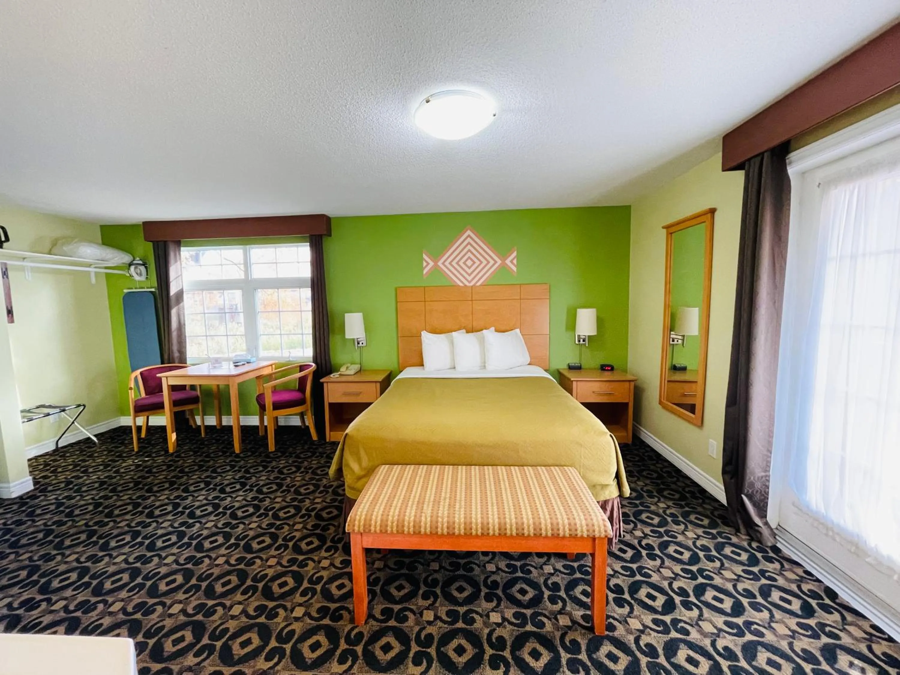 Bed in North Bay Inn