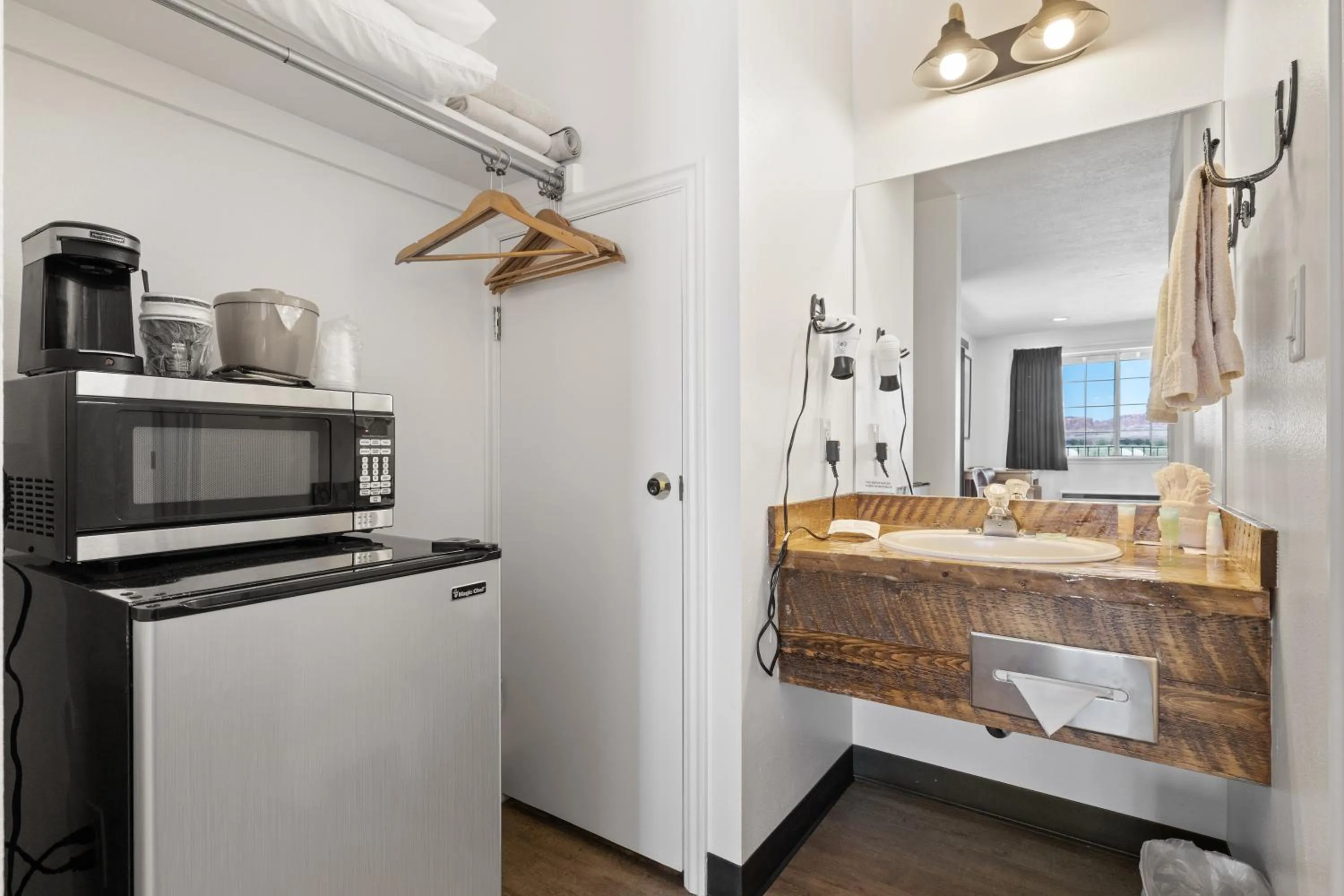 Bathroom in Broken Spur Inn & Steakhouse