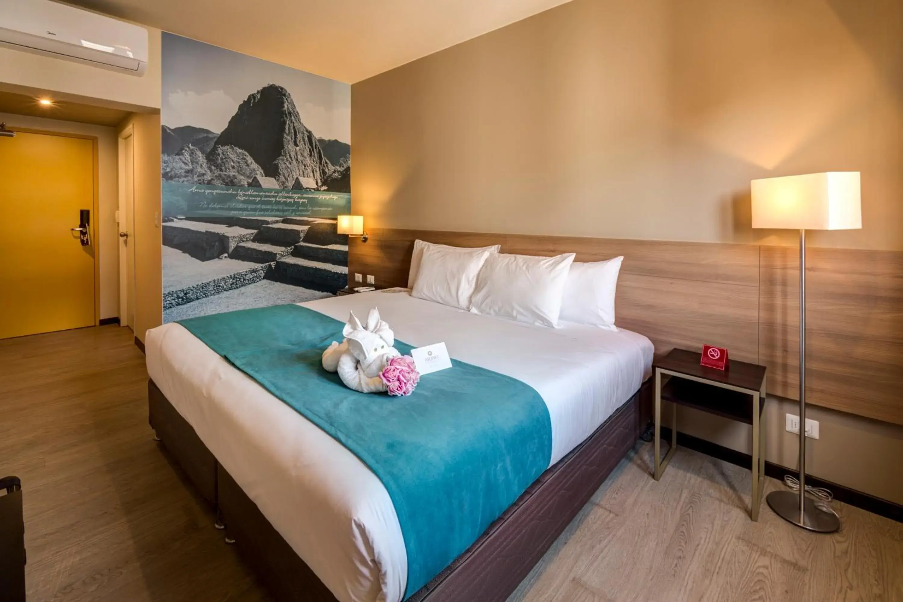 City view, Bed in Arawi Miraflores Express City view, Bed in Arawi Miraflores Express