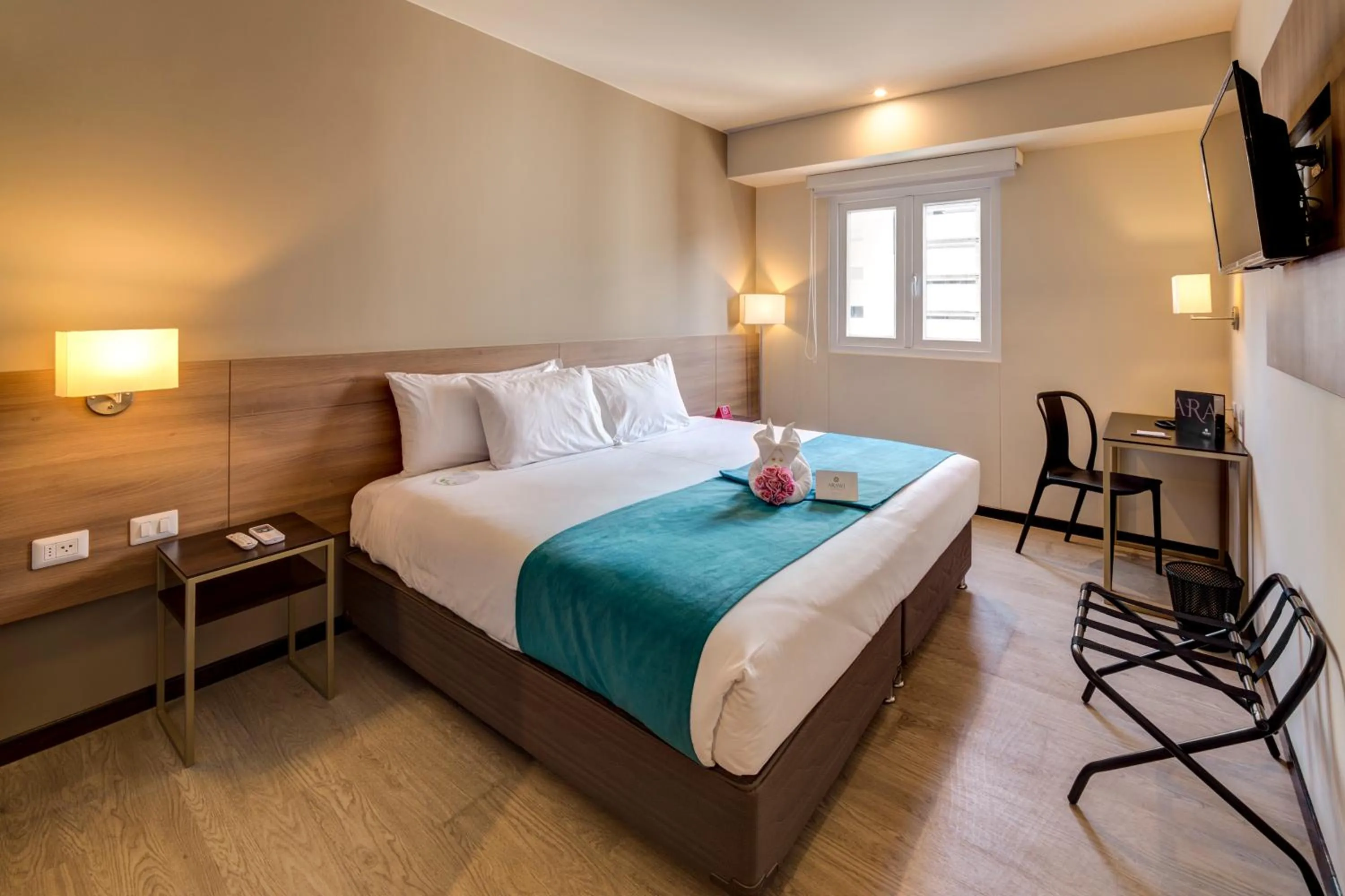 Bedroom, Bed in Arawi Miraflores Express