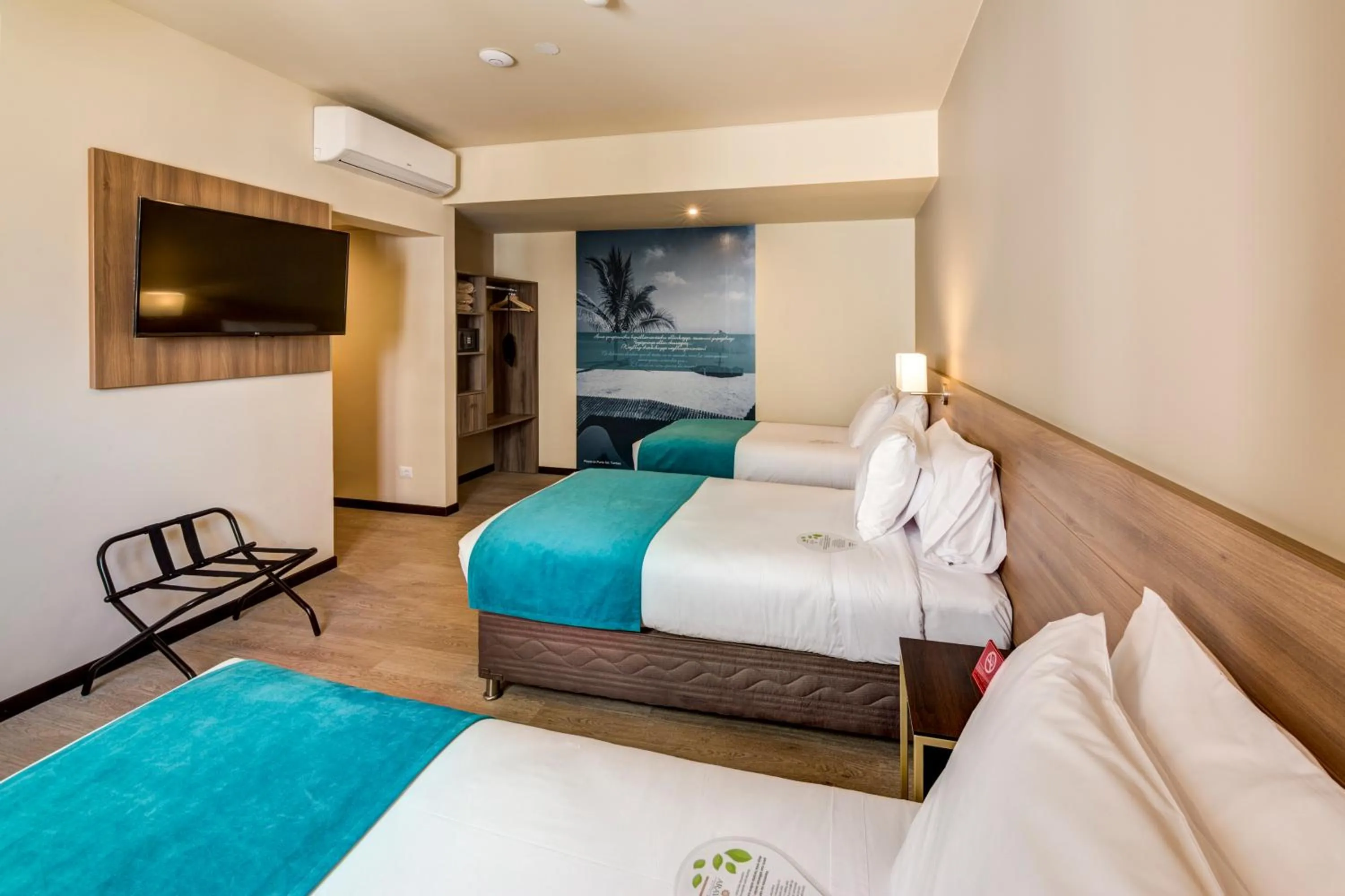 Bed in Arawi Miraflores Express