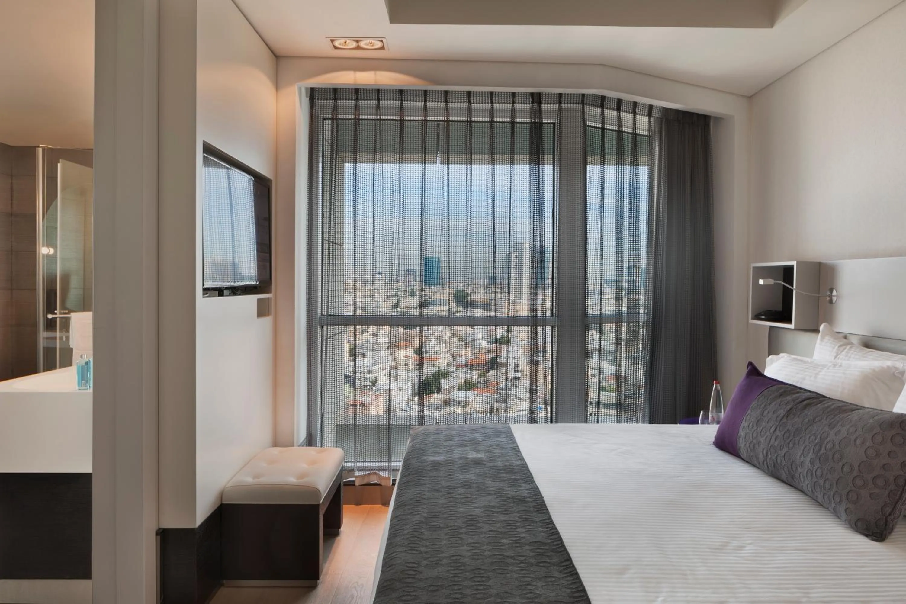 City view, Bed in Royal Beach Hotel Tel Aviv by Isrotel Exclusive