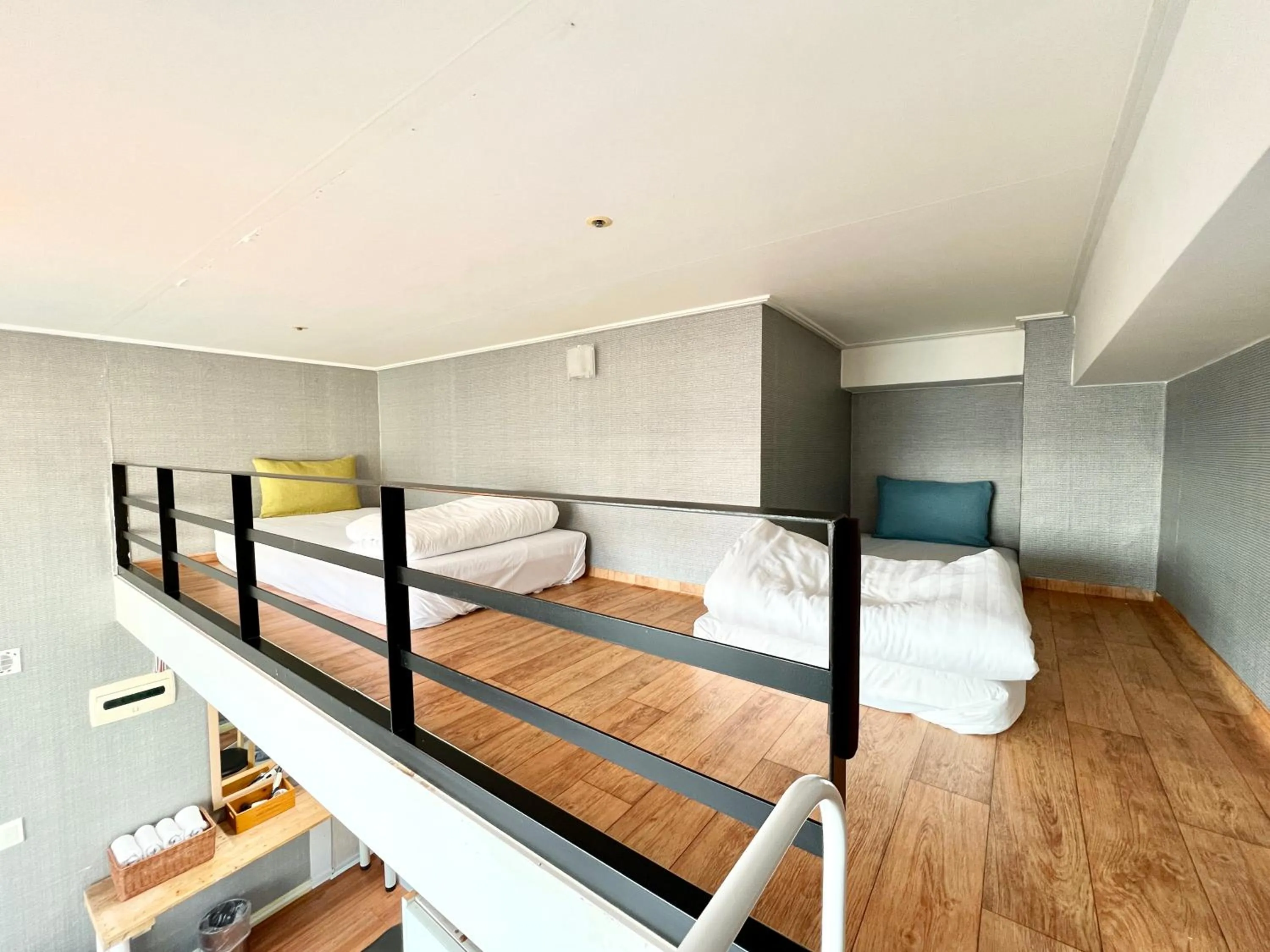 Photo of the whole room, Bed in Myeongdong Merlin Hotel