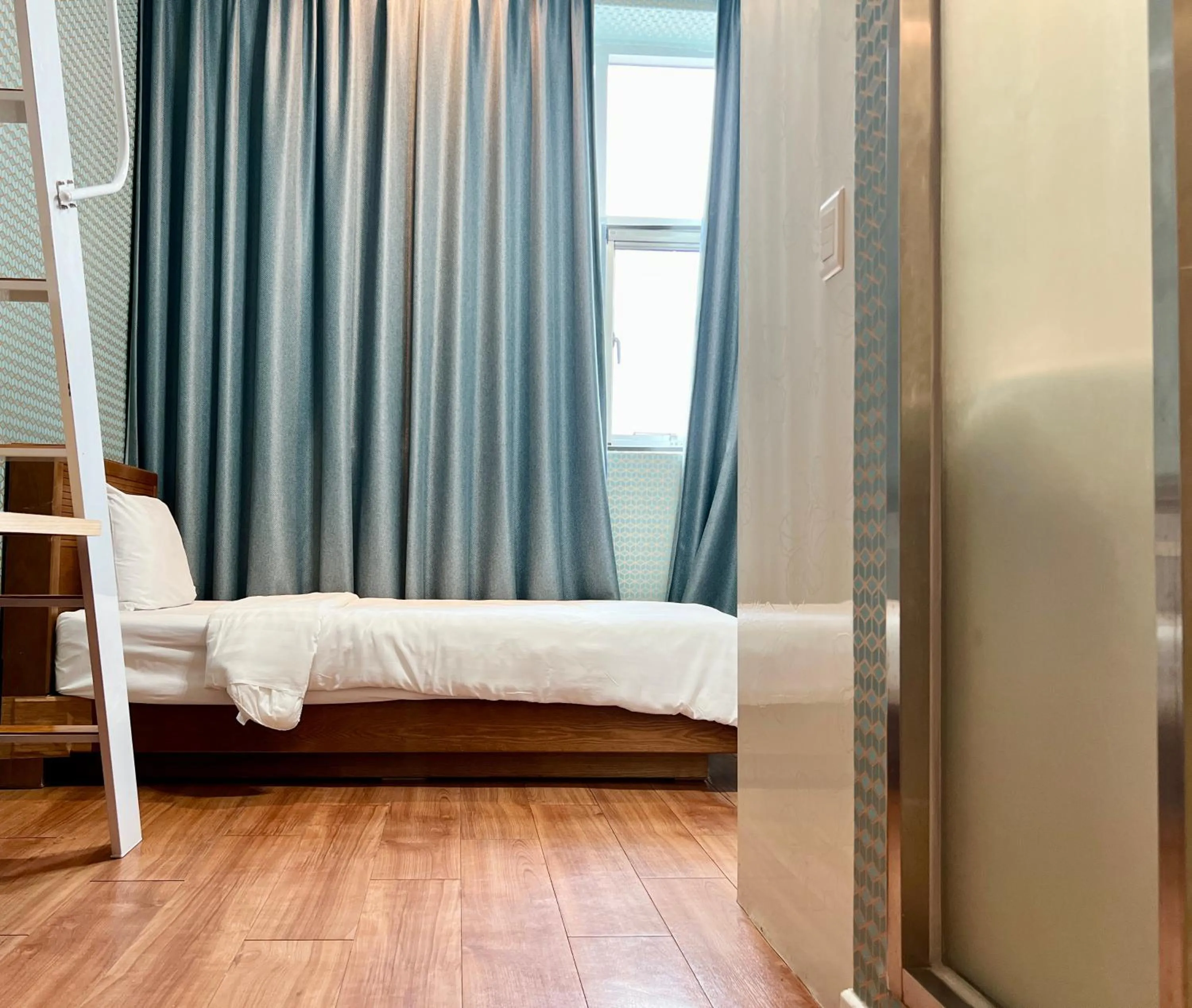 Bed in Myeongdong Merlin Hotel