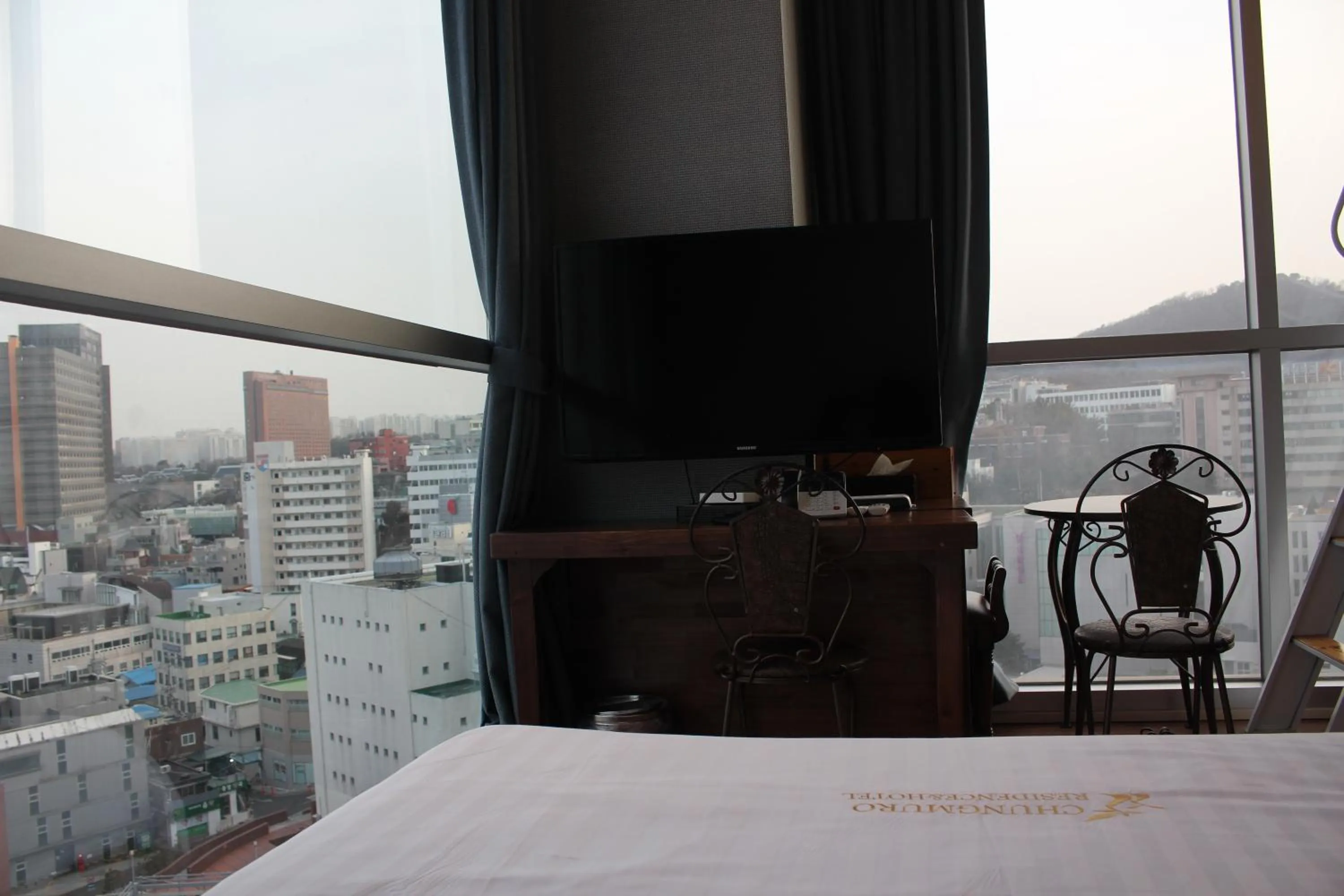 Bed in Myeongdong Merlin Hotel