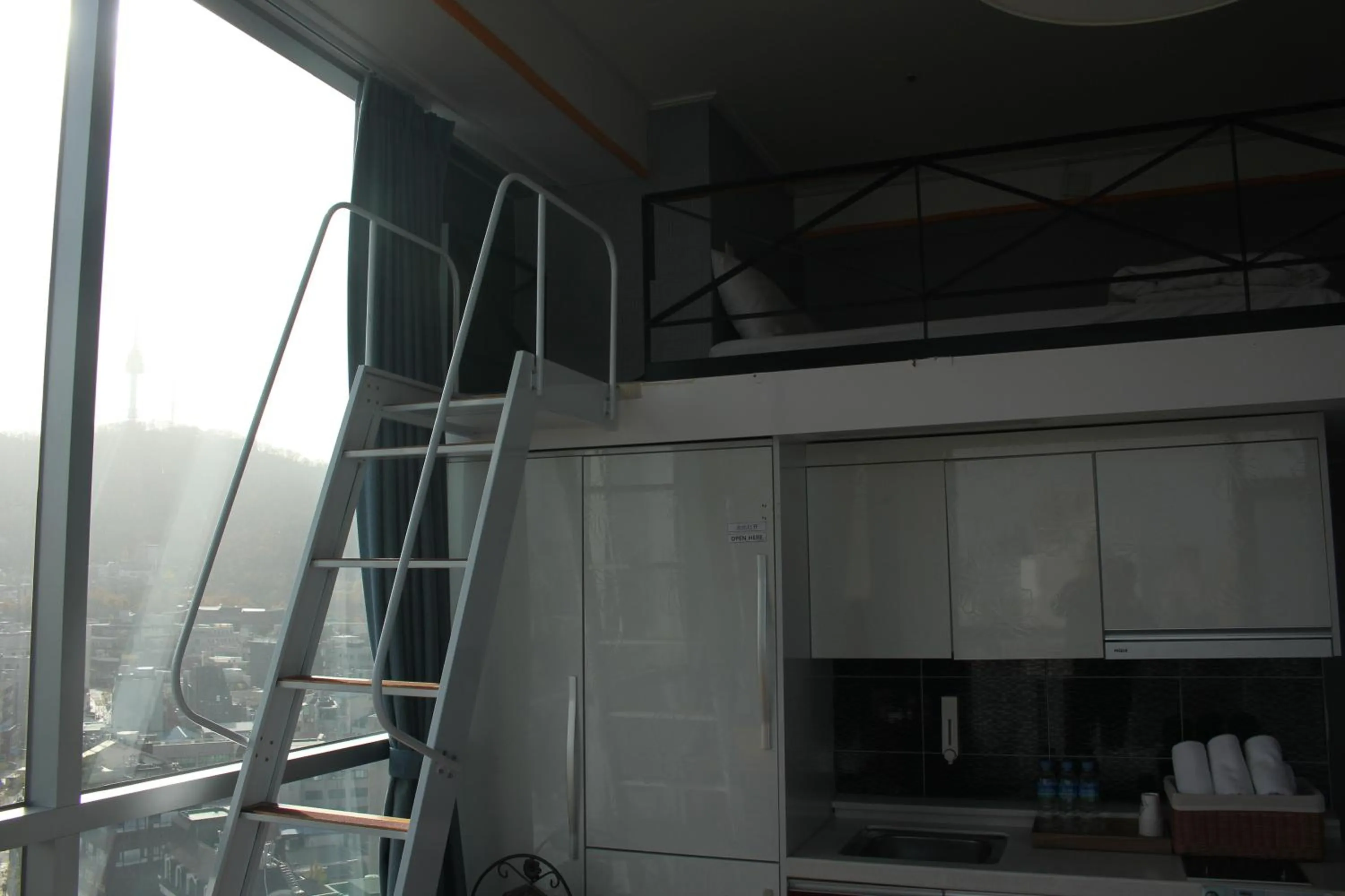 Myeongdong Merlin Hotel