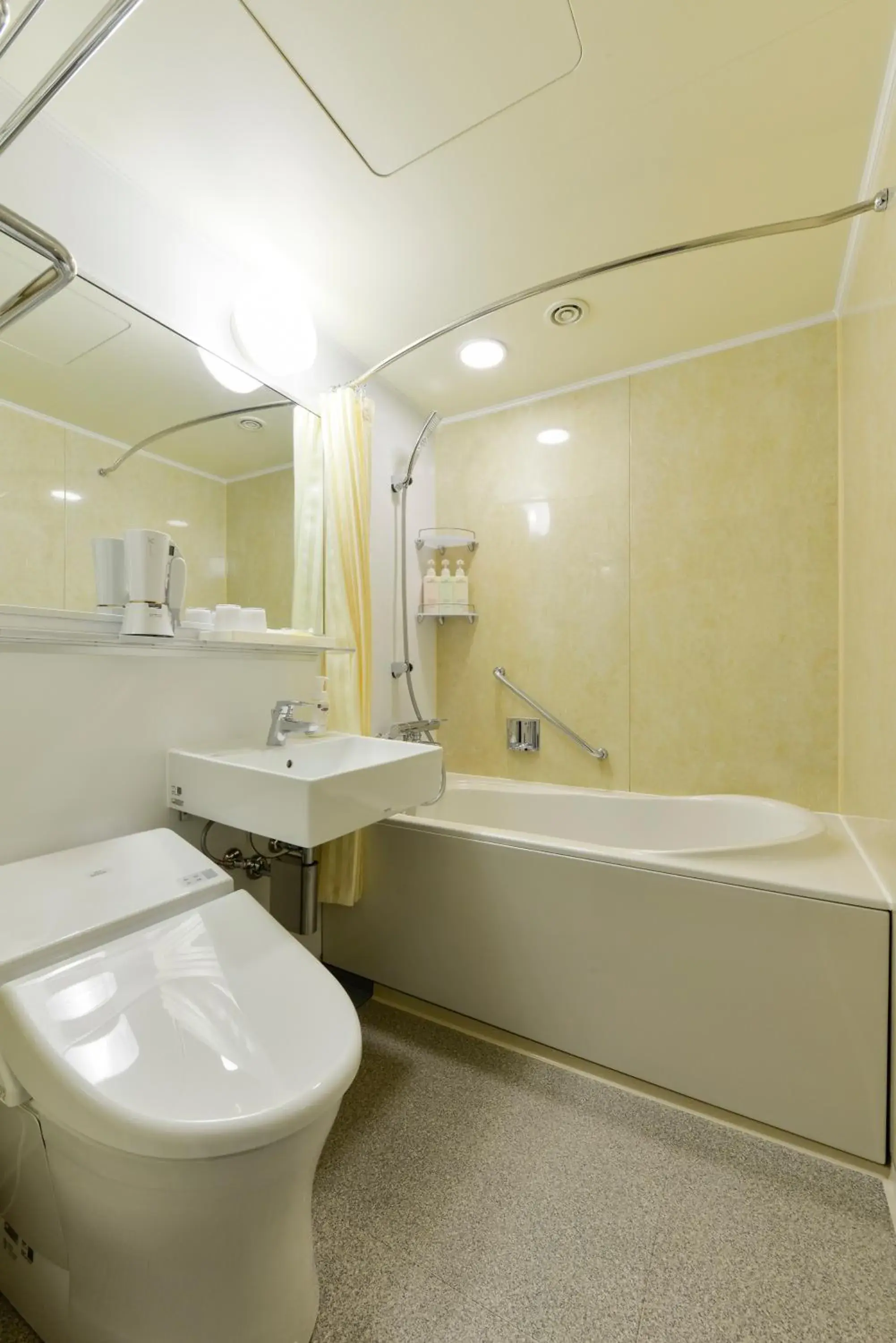 Queen Room in JR Kyushu Hotel Nagasaki Queen Room in JR Kyushu Hotel Nagasaki