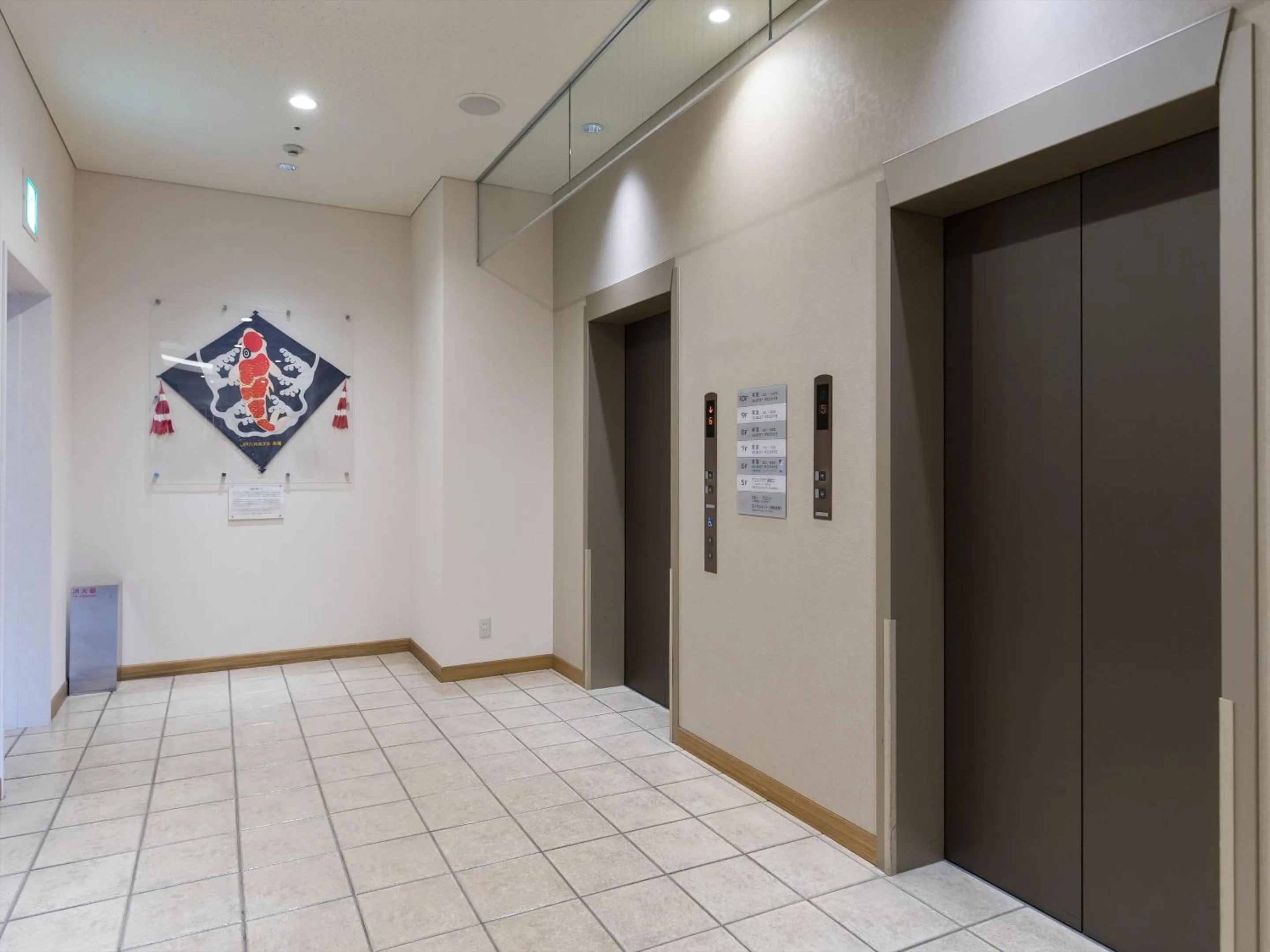 elevator in JR Kyushu Hotel Nagasaki
