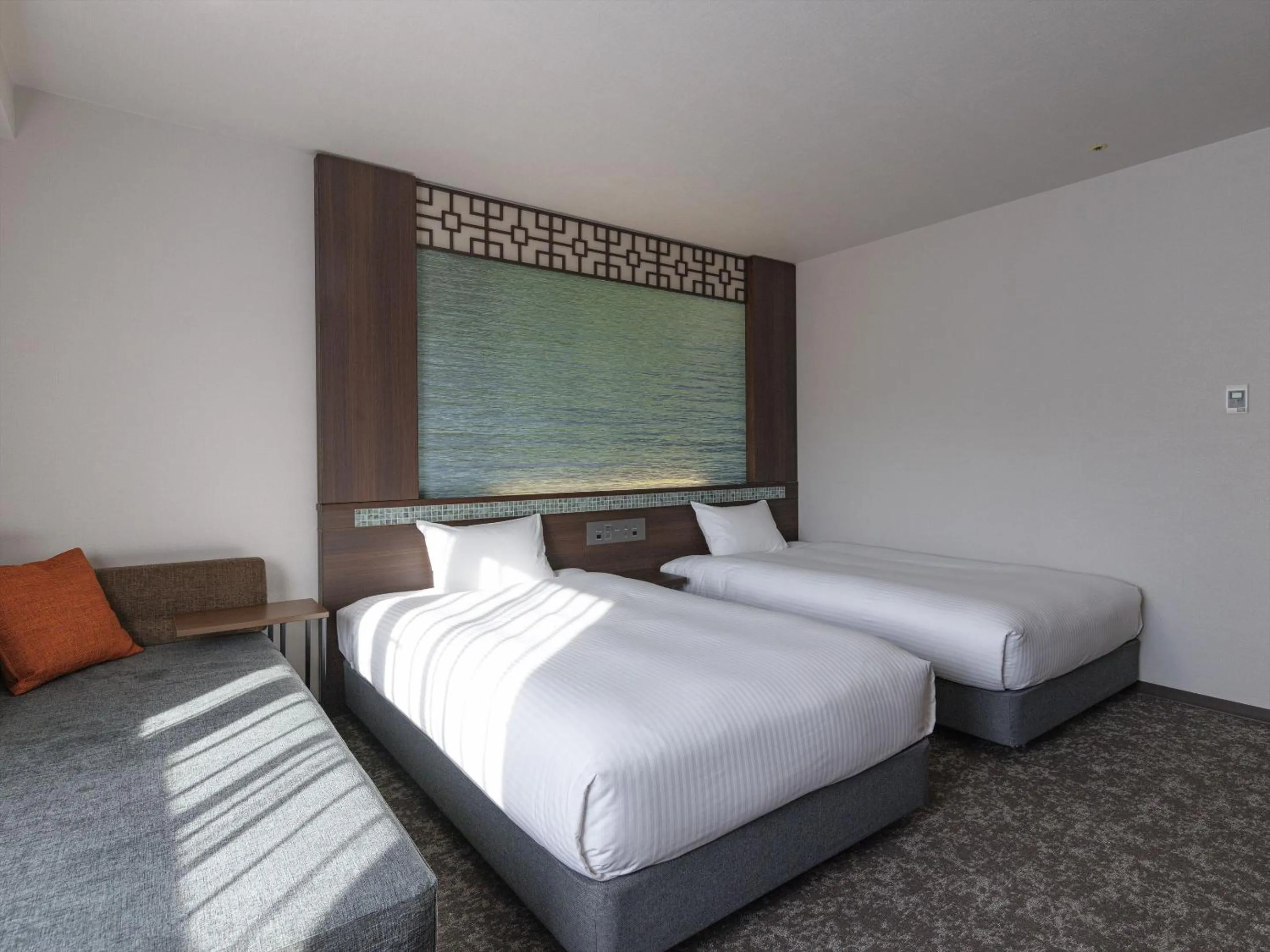 Photo of the whole room, Bed in JR Kyushu Hotel Nagasaki