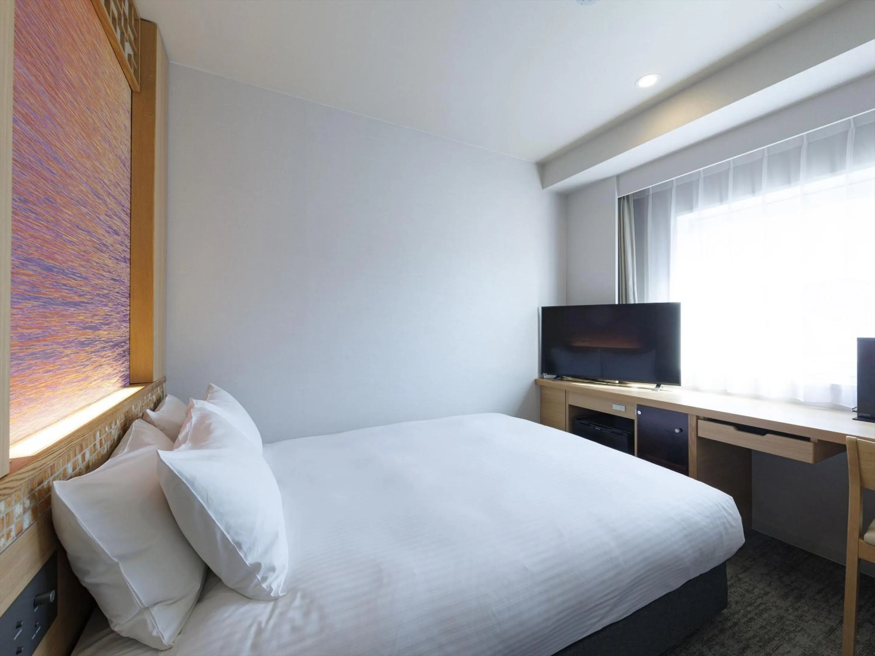 Photo of the whole room, Bed in JR Kyushu Hotel Nagasaki