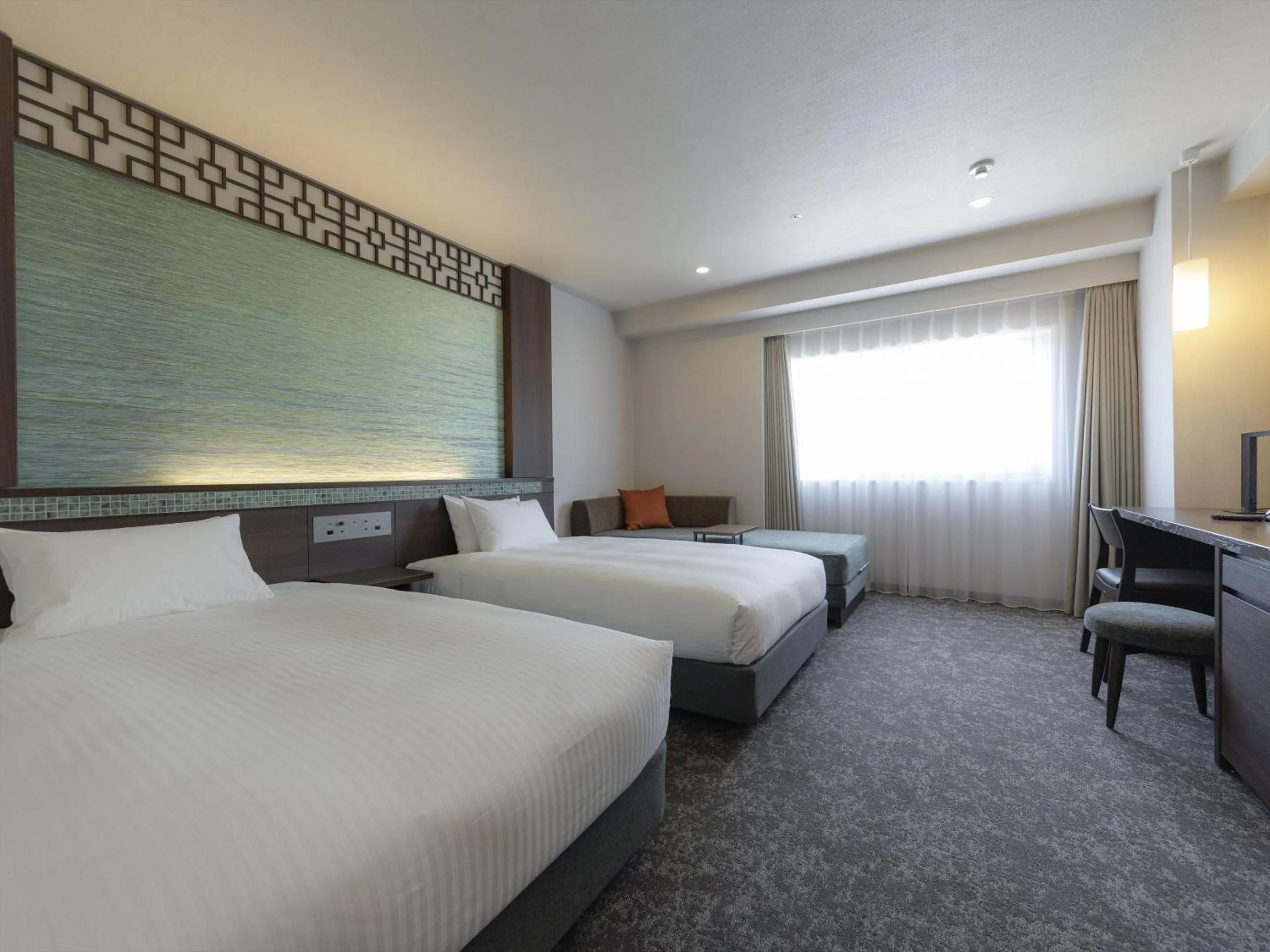 Photo of the whole room, Bed in JR Kyushu Hotel Nagasaki