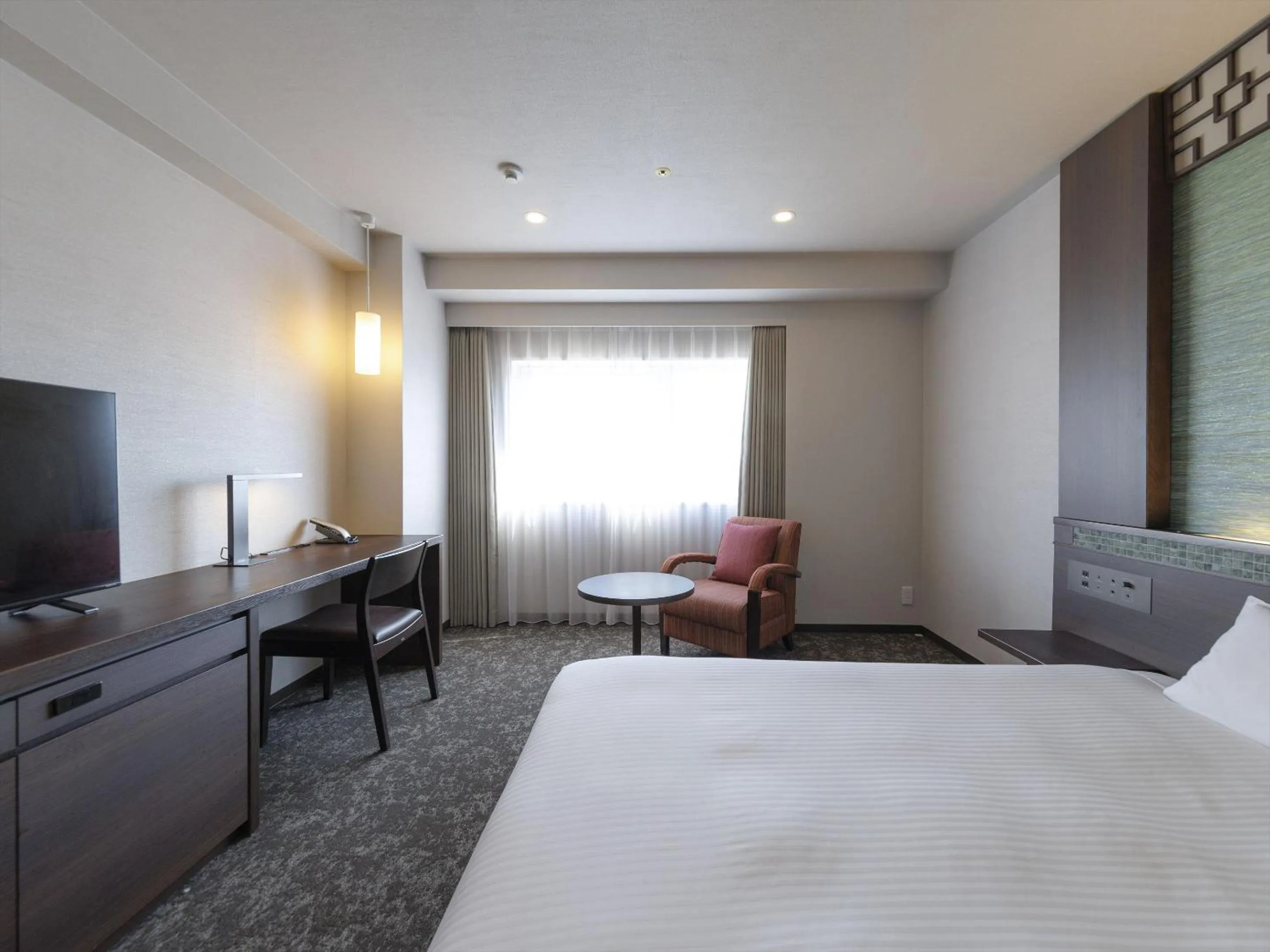 Photo of the whole room, Bed in JR Kyushu Hotel Nagasaki