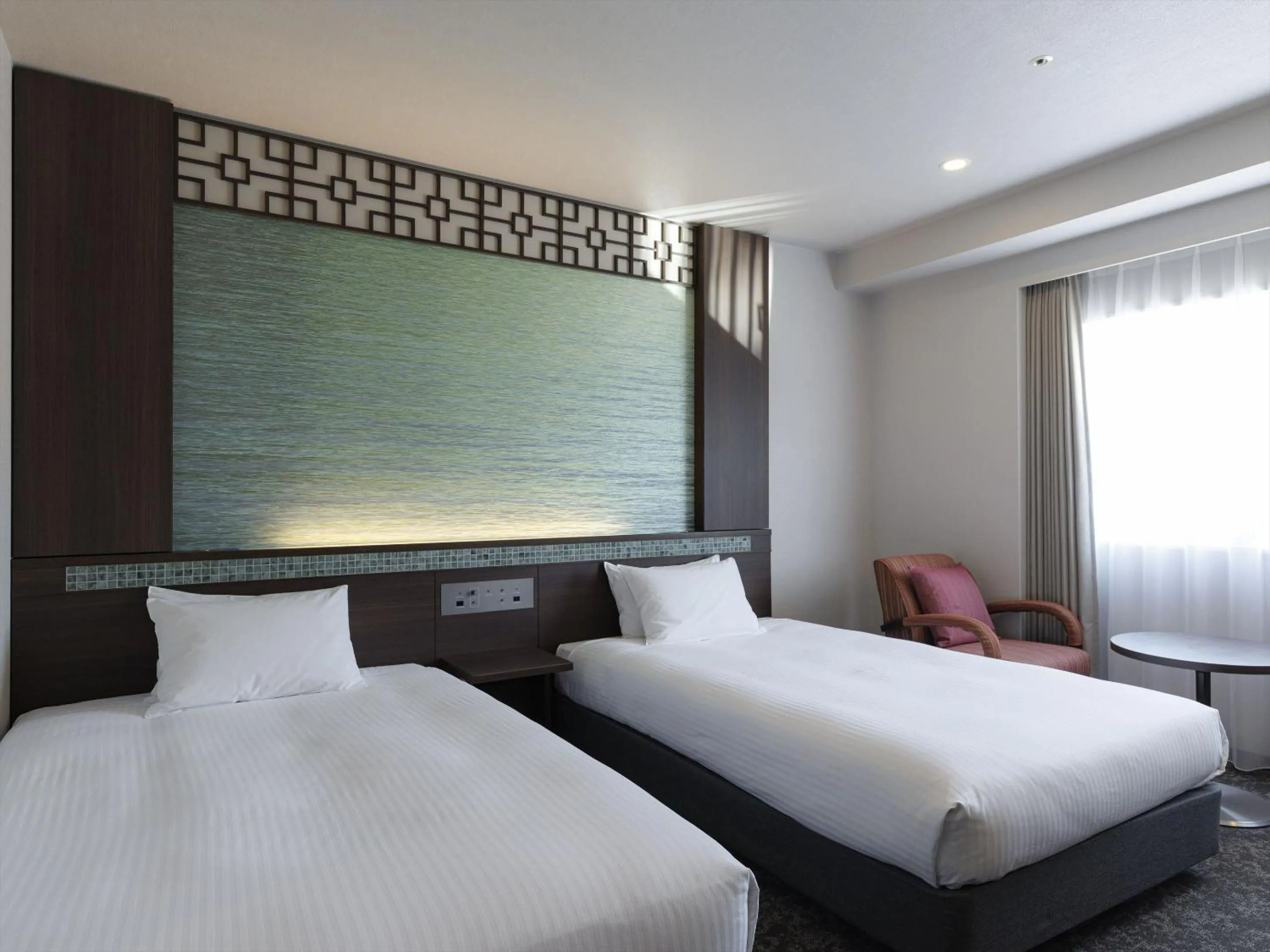 Photo of the whole room, Bed in JR Kyushu Hotel Nagasaki