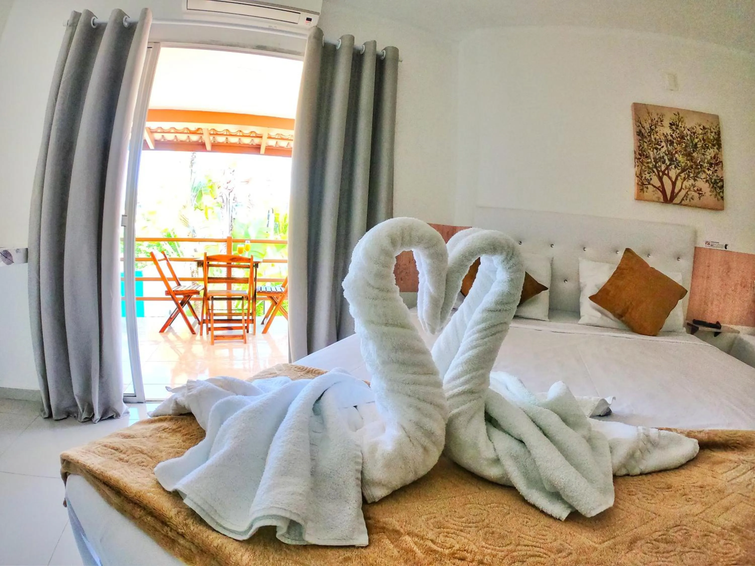 Bed in Pousada Sereia do Porto