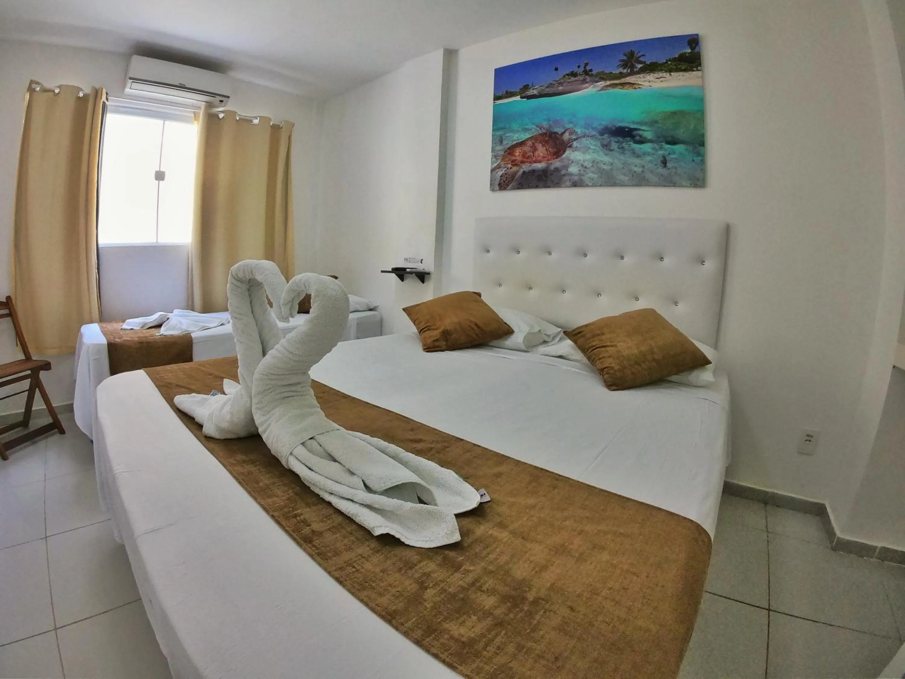 Bed in Pousada Sereia do Porto