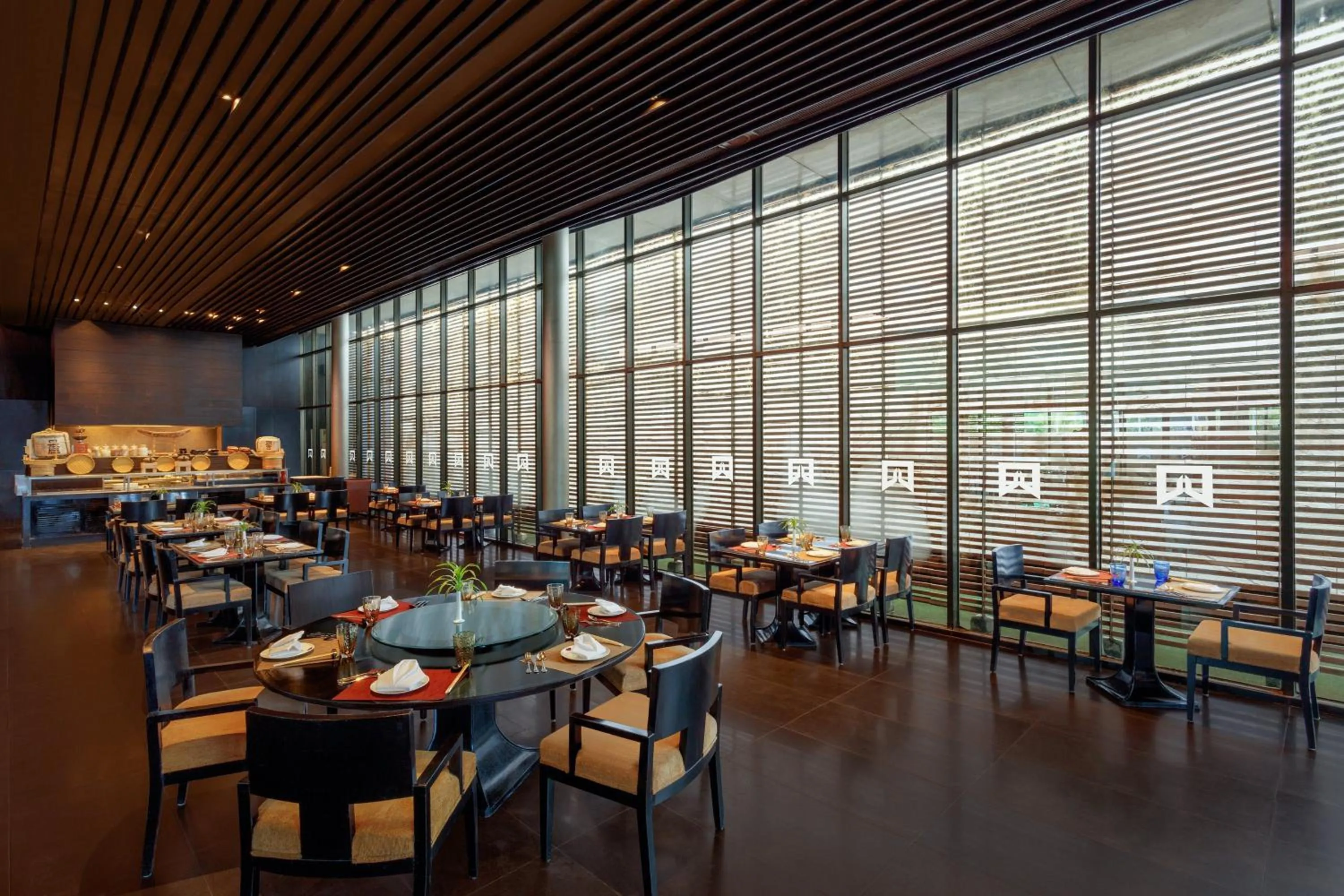 Restaurant/places to eat in ITC Sonar, a Luxury Collection Hotel, Kolkata