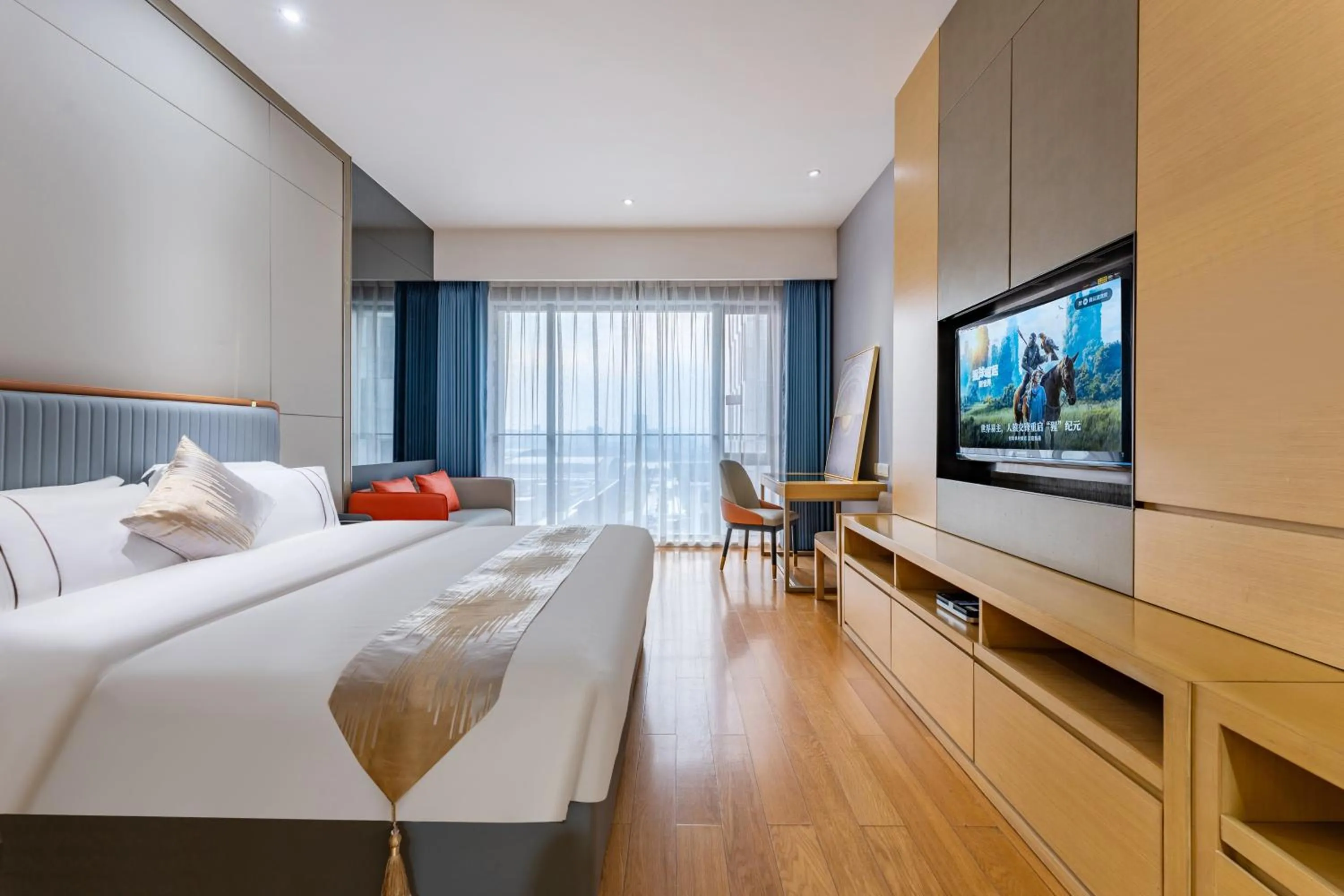 Photo of the whole room, Bed in Yicheng Pazhou Poly World Trade Centre Apartment