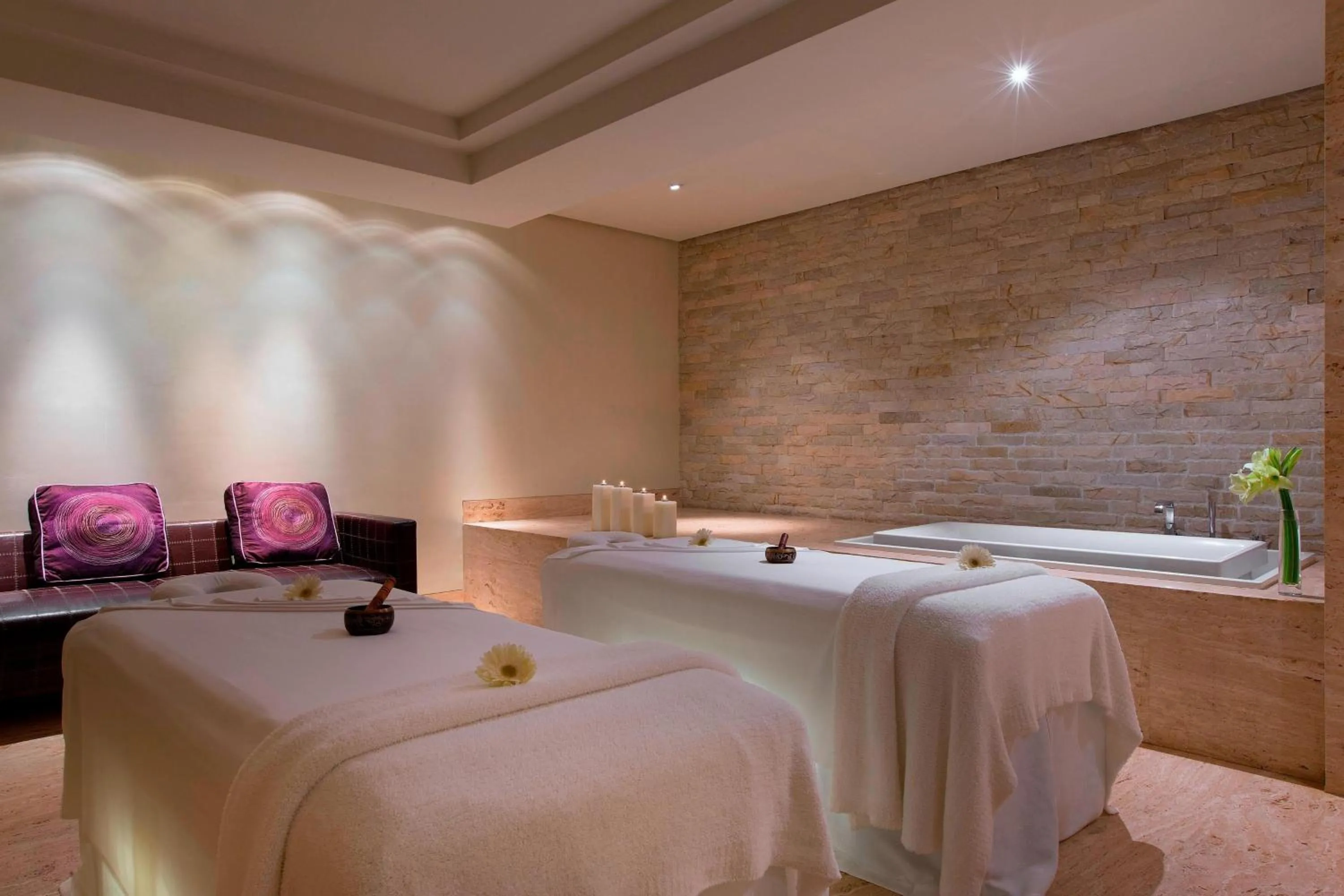Spa and wellness centre/facilities, Bed in The Westin Pune Koregaon Park