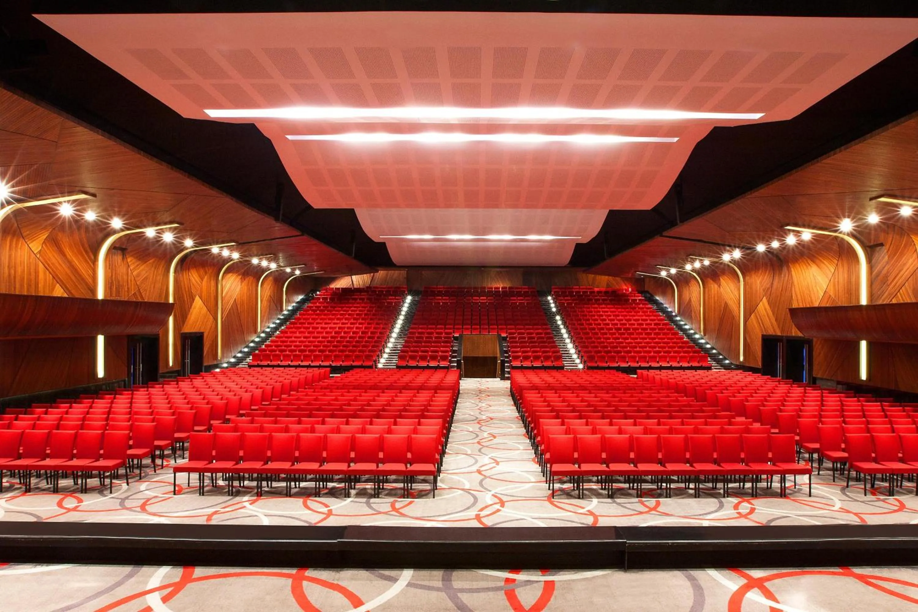 Meeting/conference room in Le Meridien Kochi