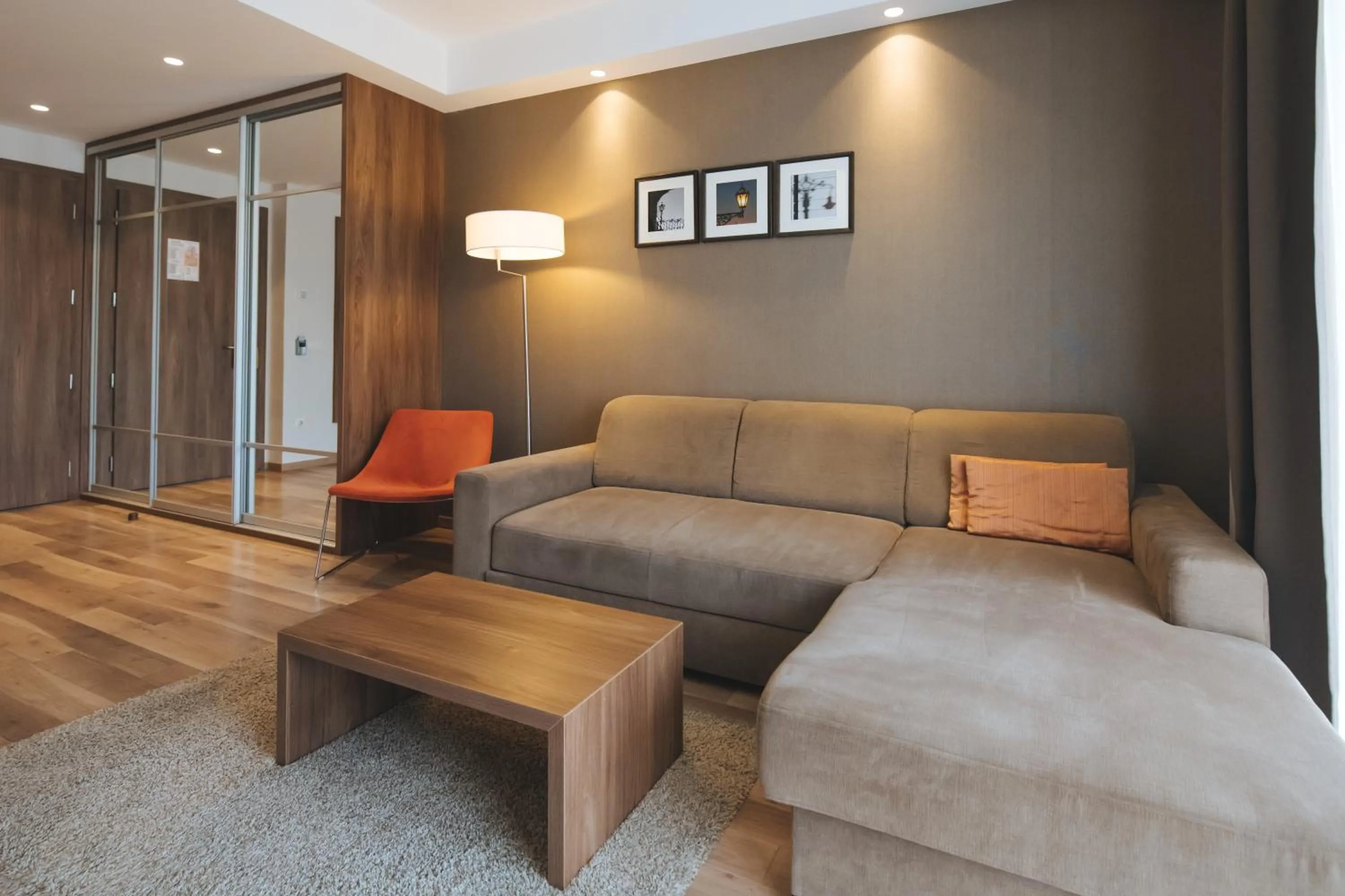 Living room in Imola Hotel Platán