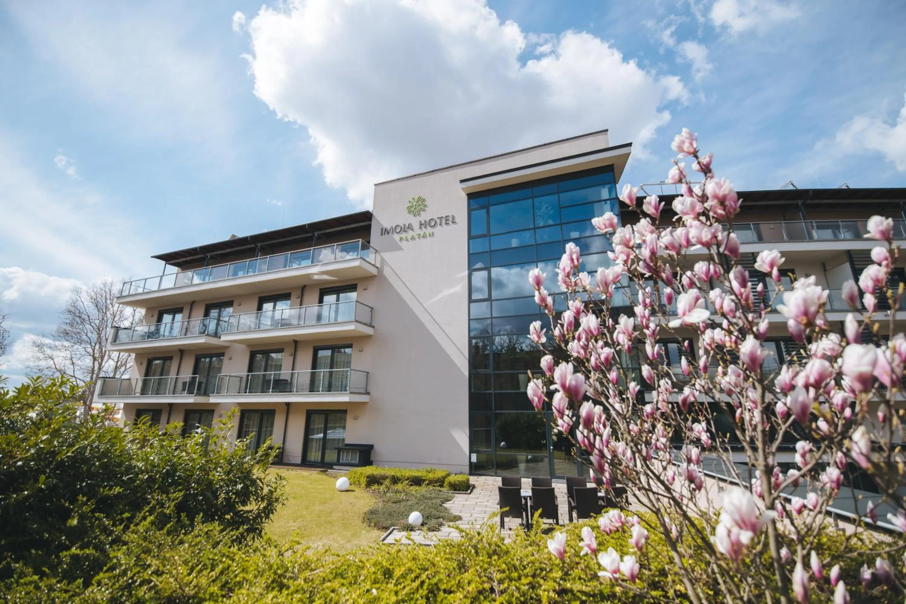 Property building in Imola Hotel Platán