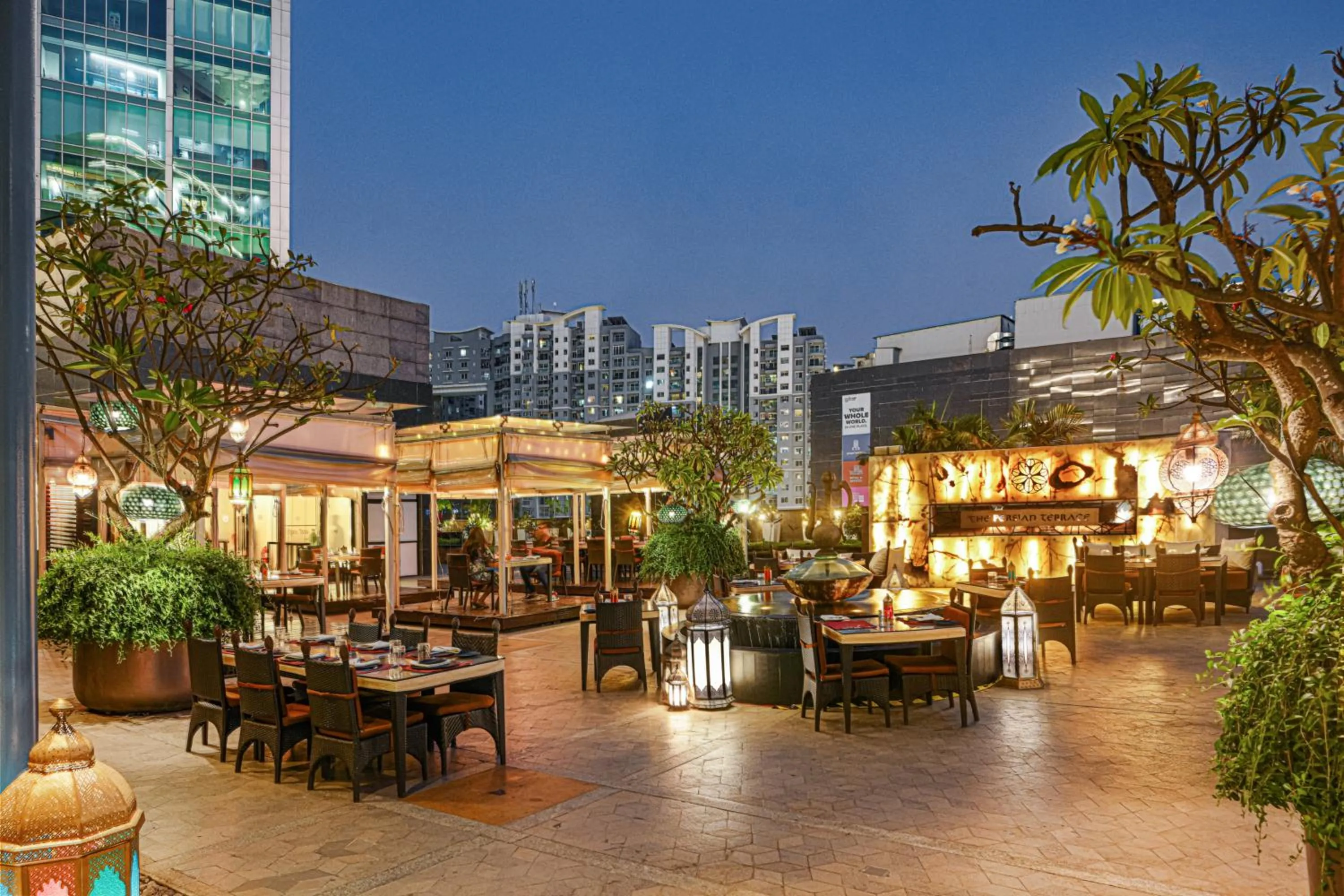 Restaurant/places to eat in Sheraton Grand Bangalore Hotel at Brigade Gateway