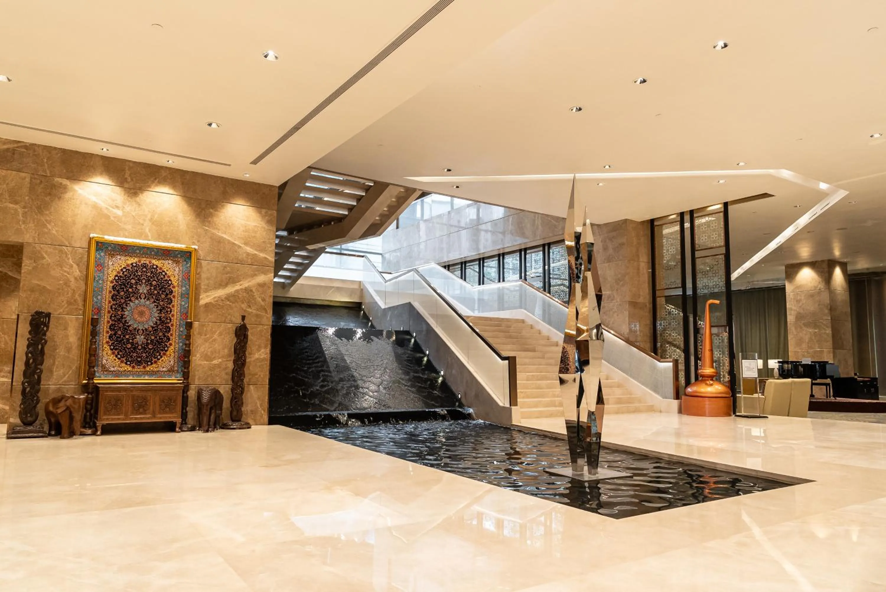 Lobby or reception in Sheraton Grand Bangalore Hotel at Brigade Gateway