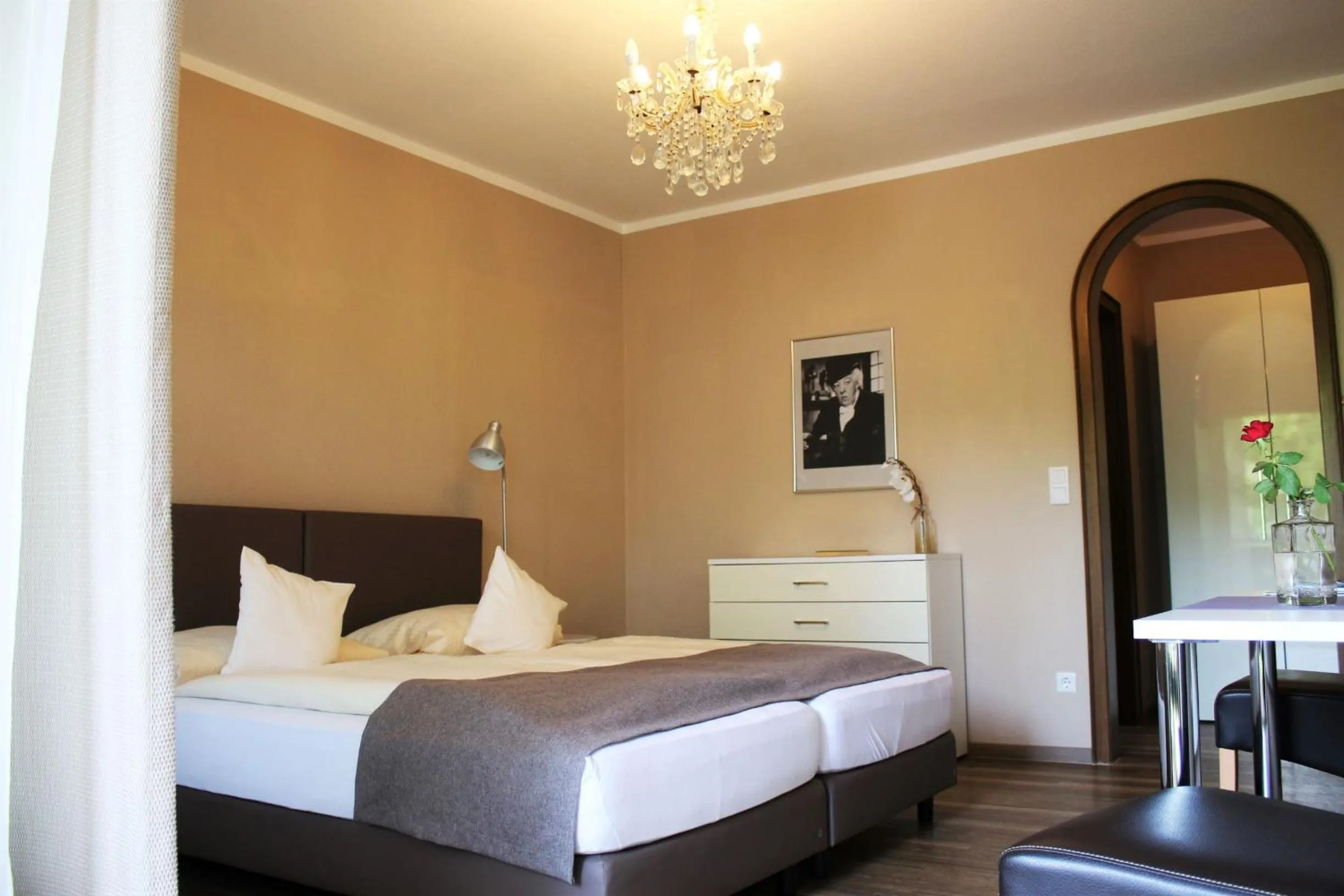 Bed in Hotel garni Bellevue