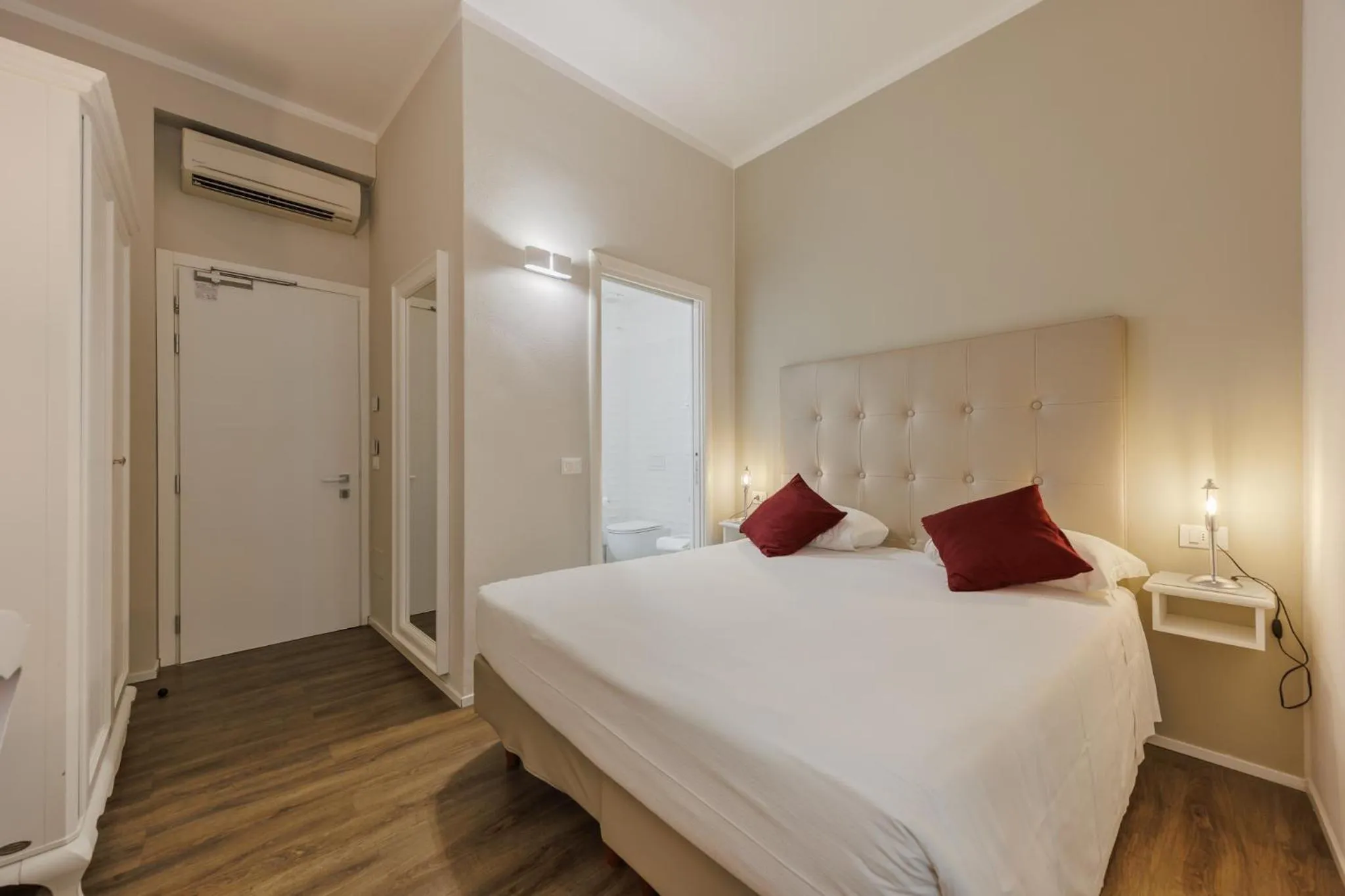 Photo of the whole room, Bed in Hotel Degli Oleandri